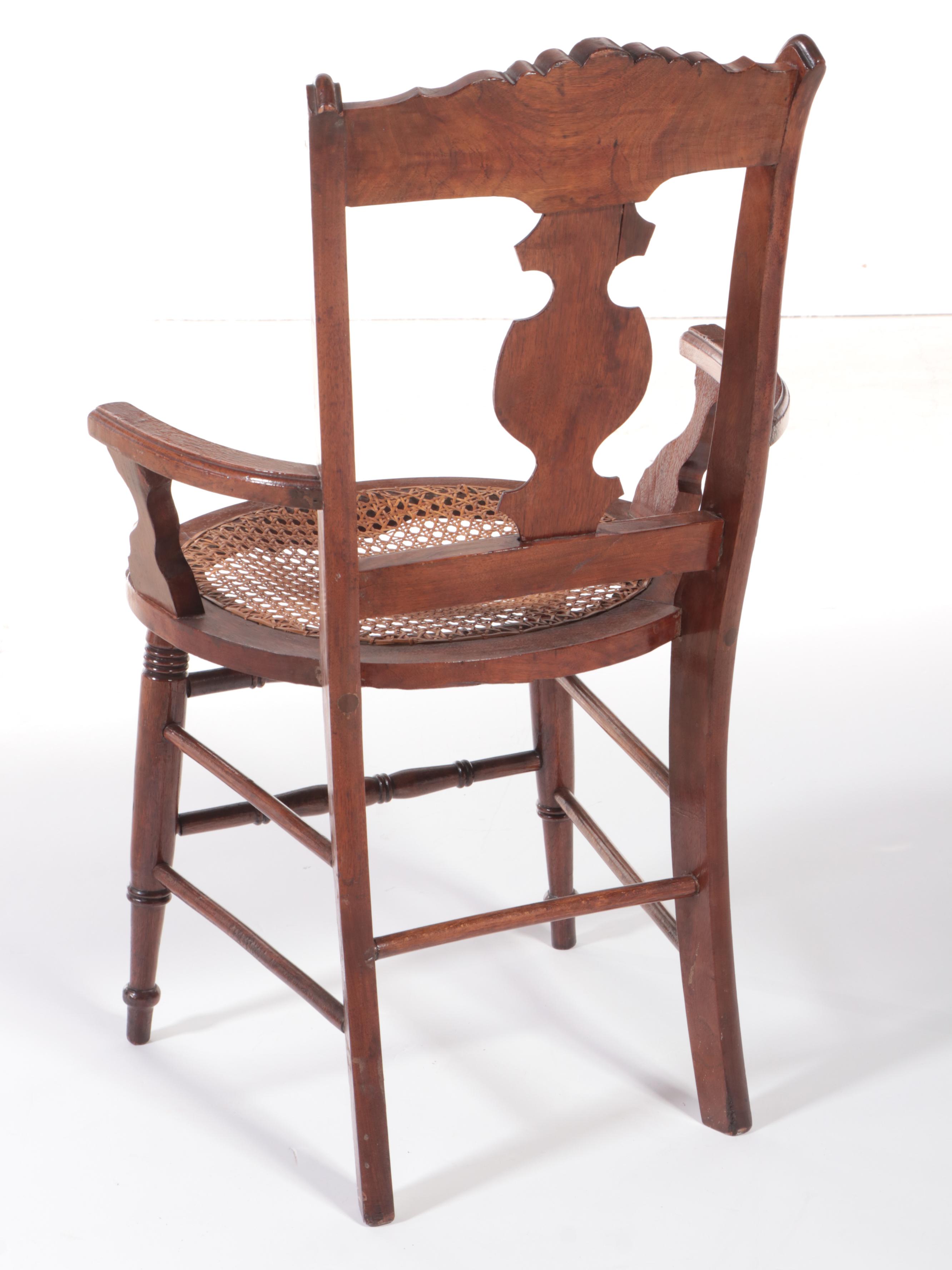 Victorian Walnut and Burl Walnut Armchair, Late 19th Century
