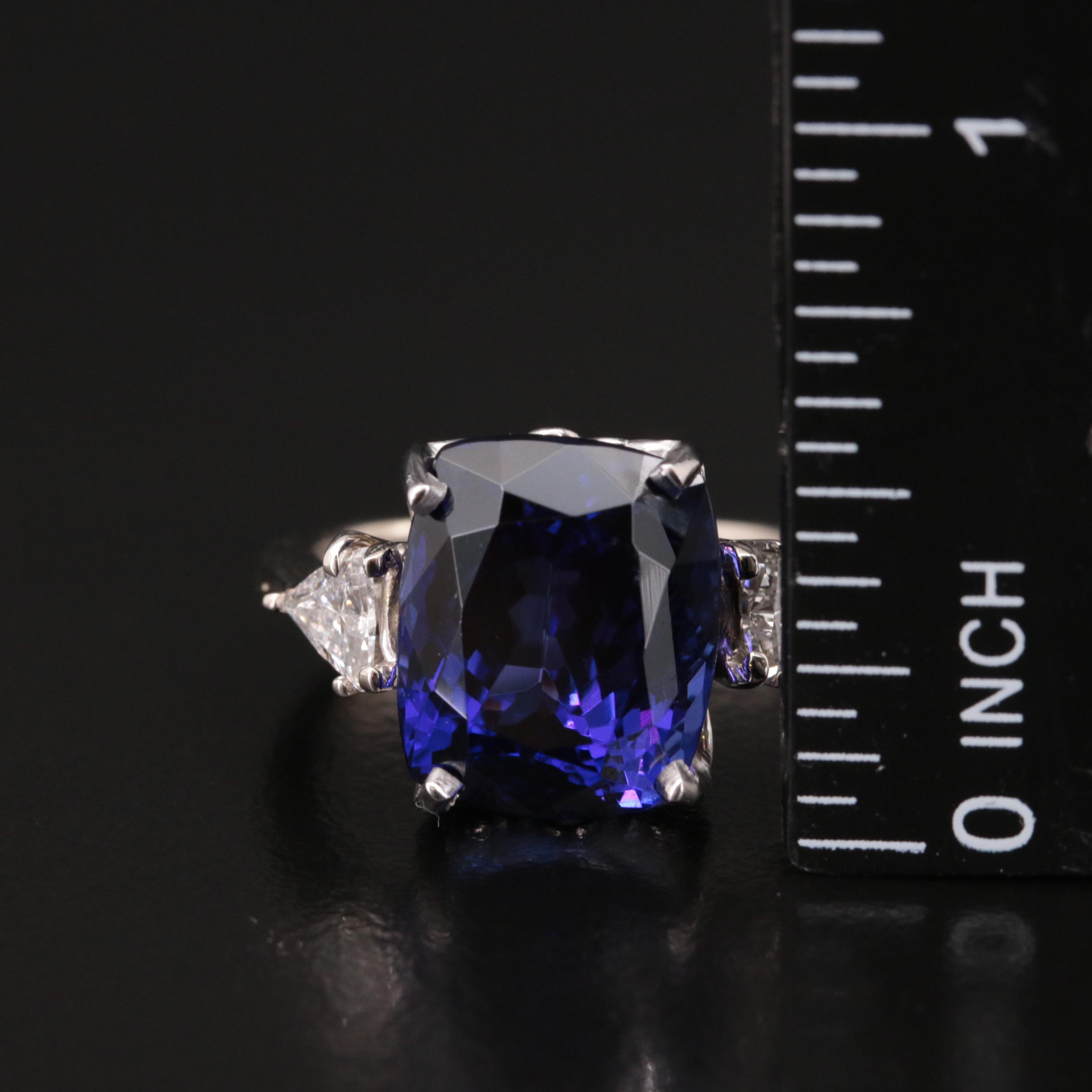 14K 12.43 CT Tanzanite and Diamond Ring