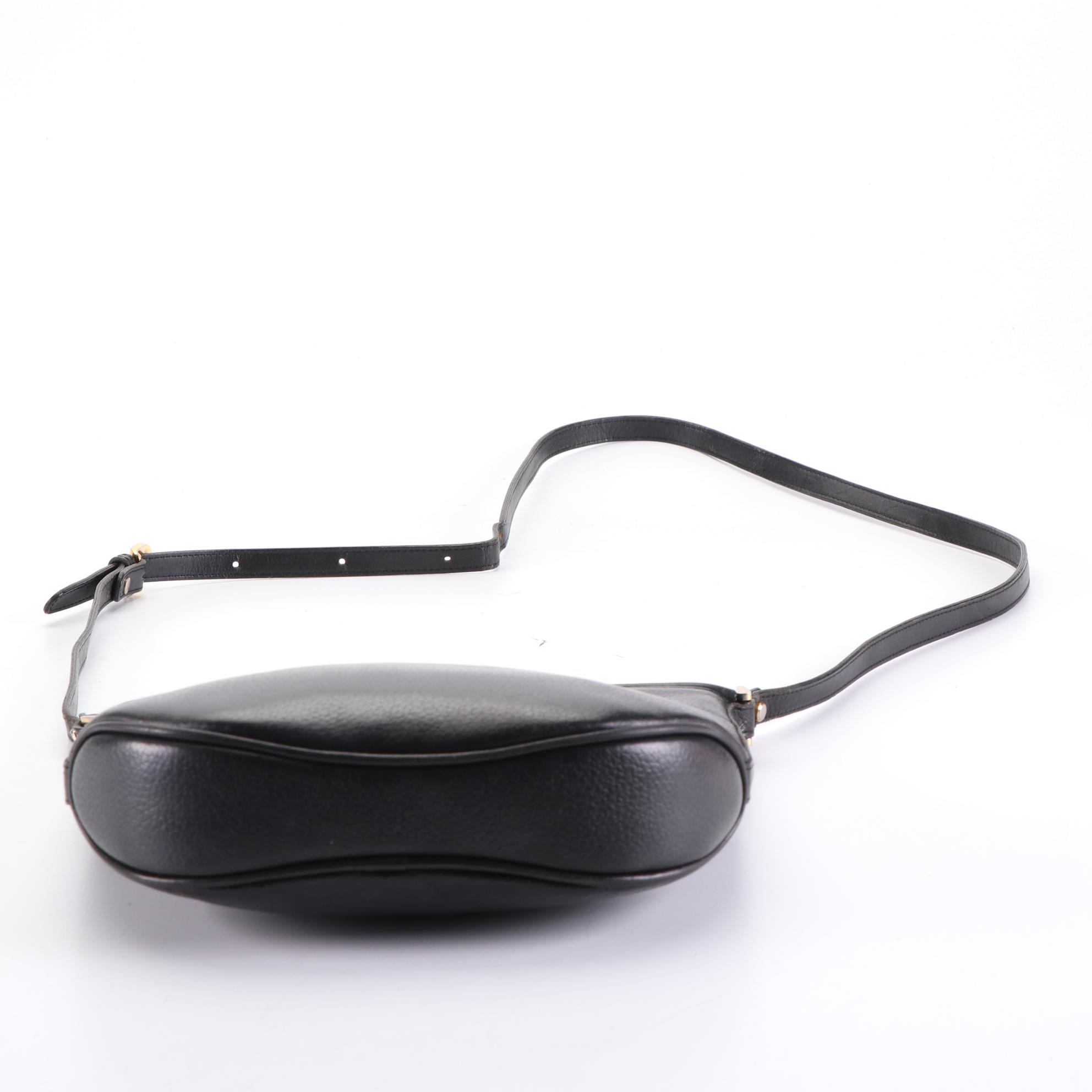 Burberrys Small Zip Crossbody Bag in Black Leather