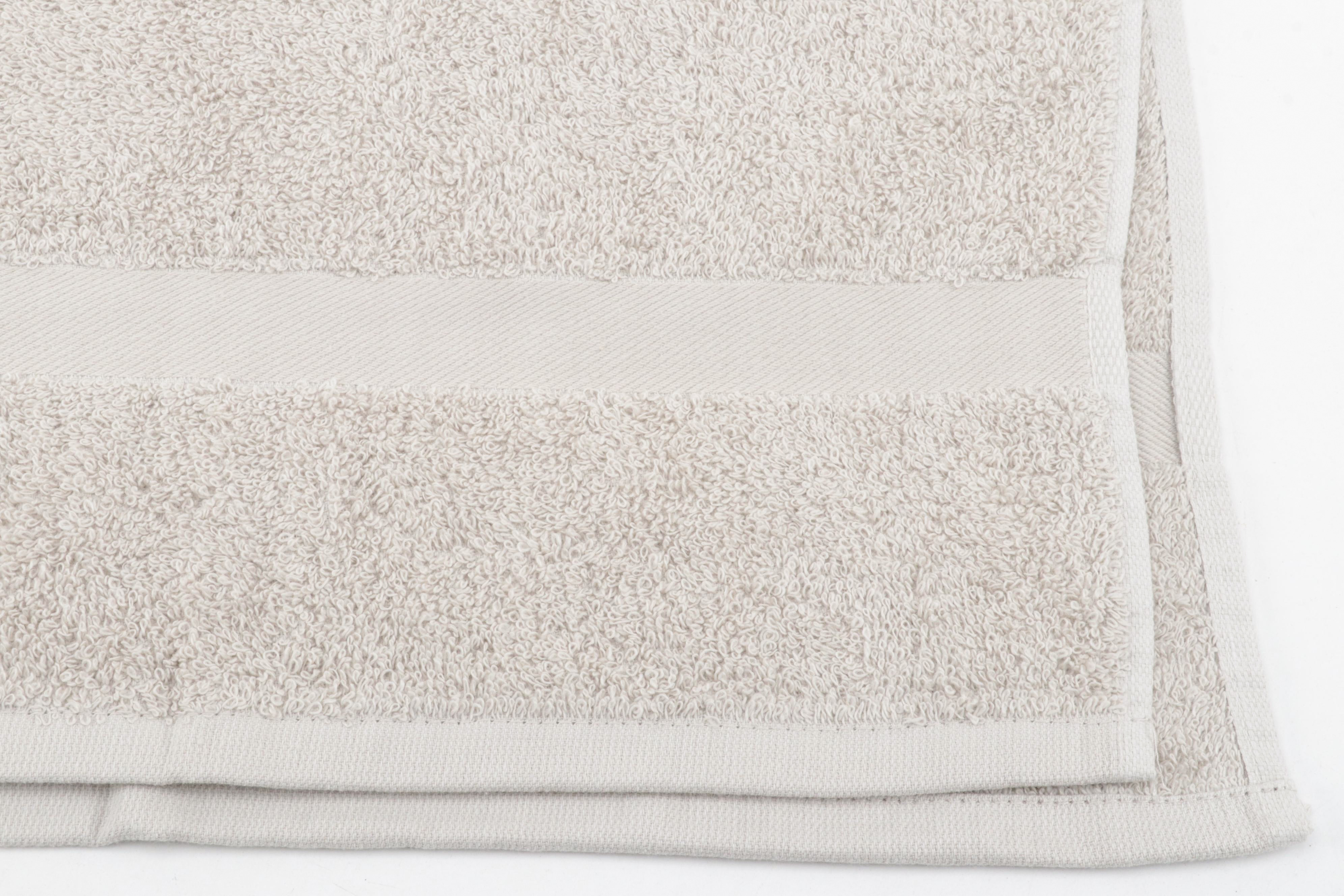 Room Essentials 10 Piece Bath Towel Set in Sand