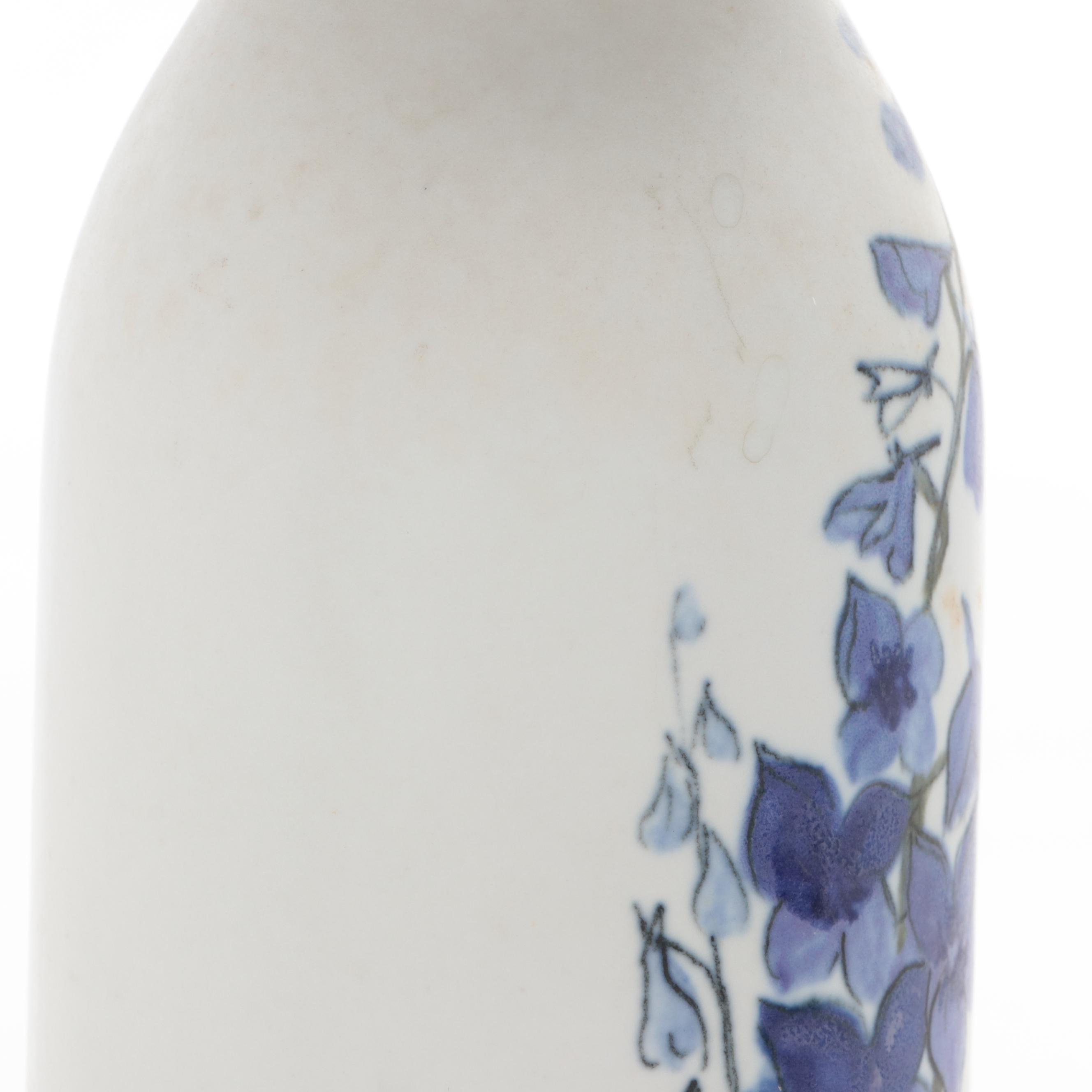 Hilkka-Liisa Ahola For Arabia Pottery Ceramic Vase