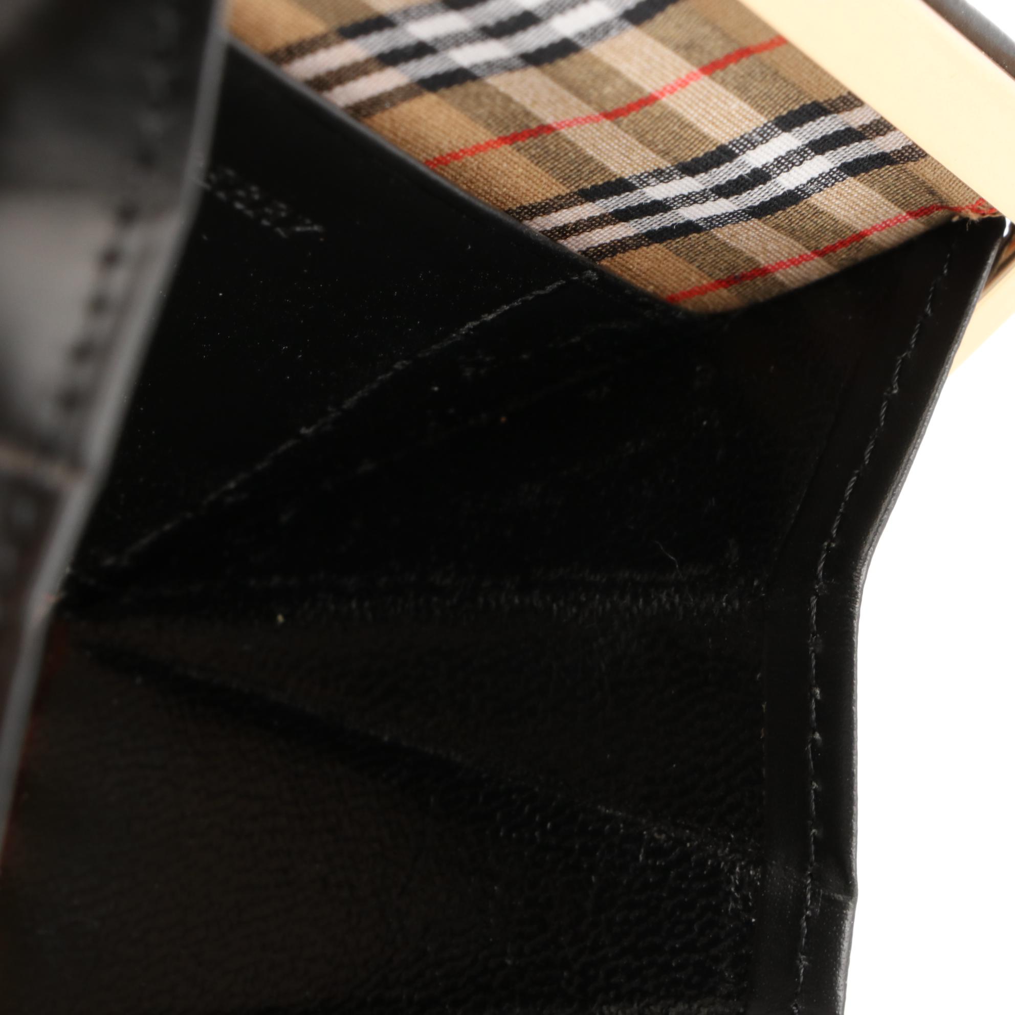 Burberry Kisslock Coin Card Case with Nova Check