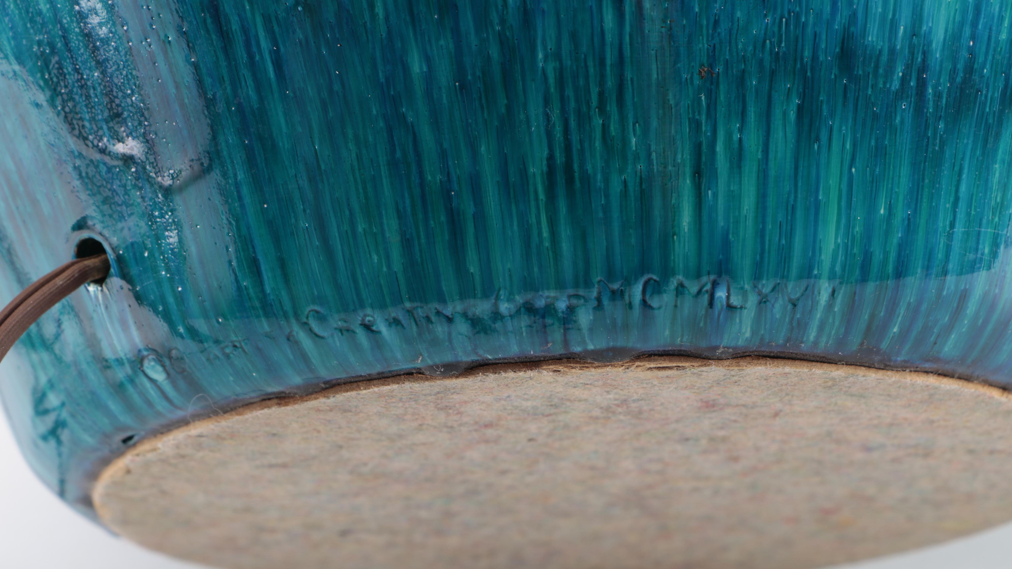 Quartite Creative Corp. Mid-Century Ceramic Bottle Style Table Lamp