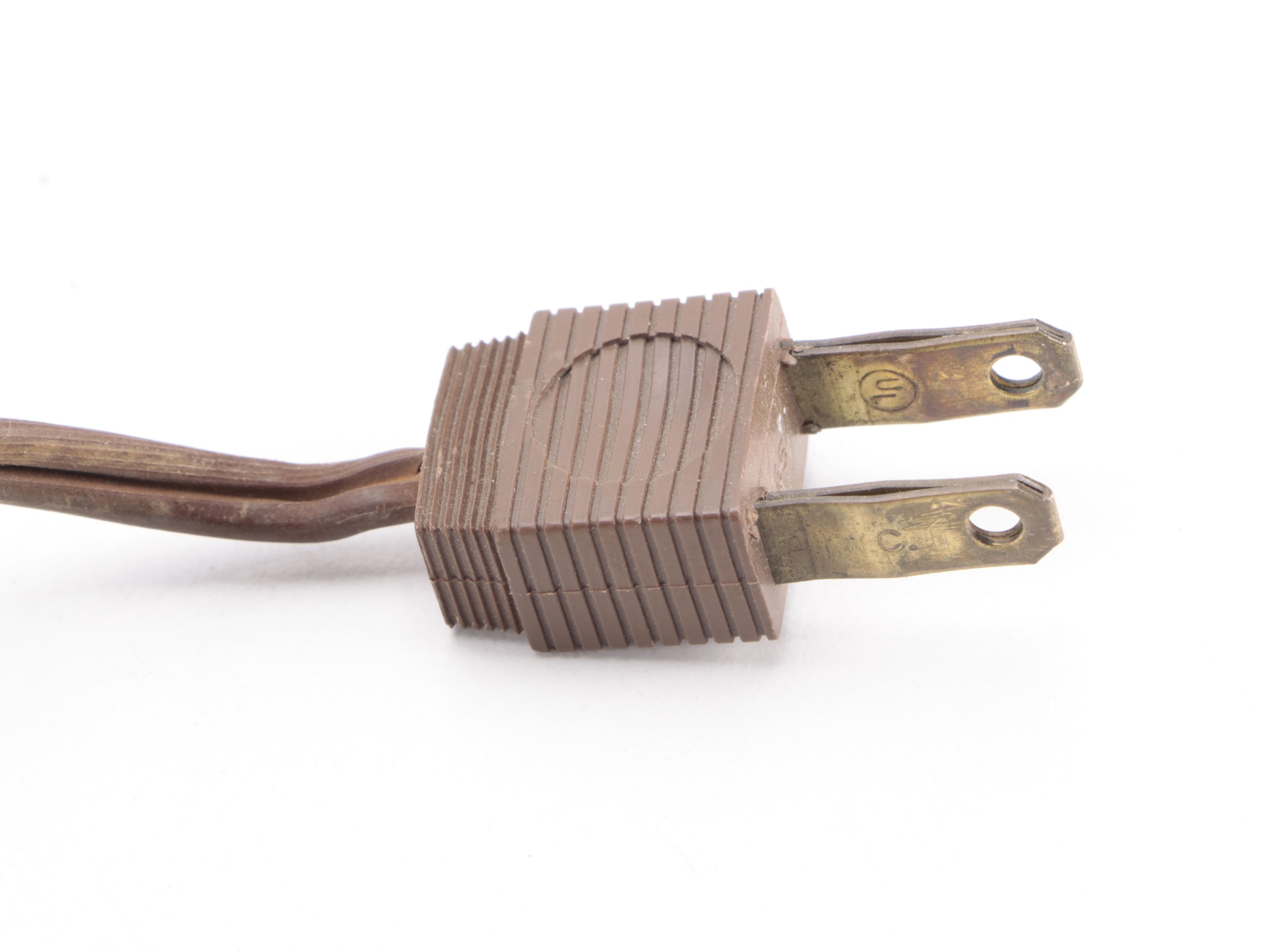 Quartite Creative Corp. Mid-Century Ceramic Bottle Style Table Lamp