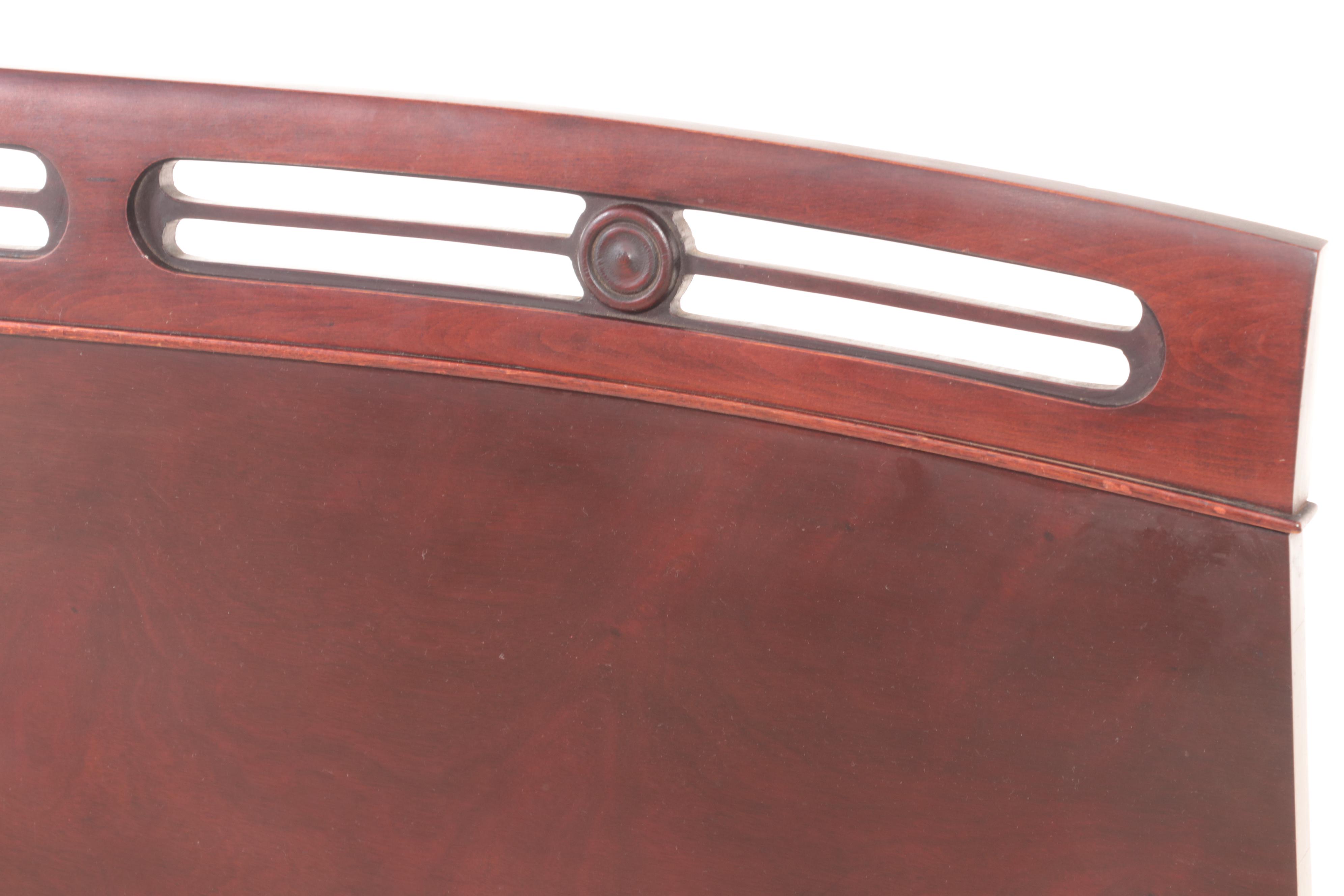 Hepplewhite Style Mahogany Full-Size Bed Frame, Mid-20th Century