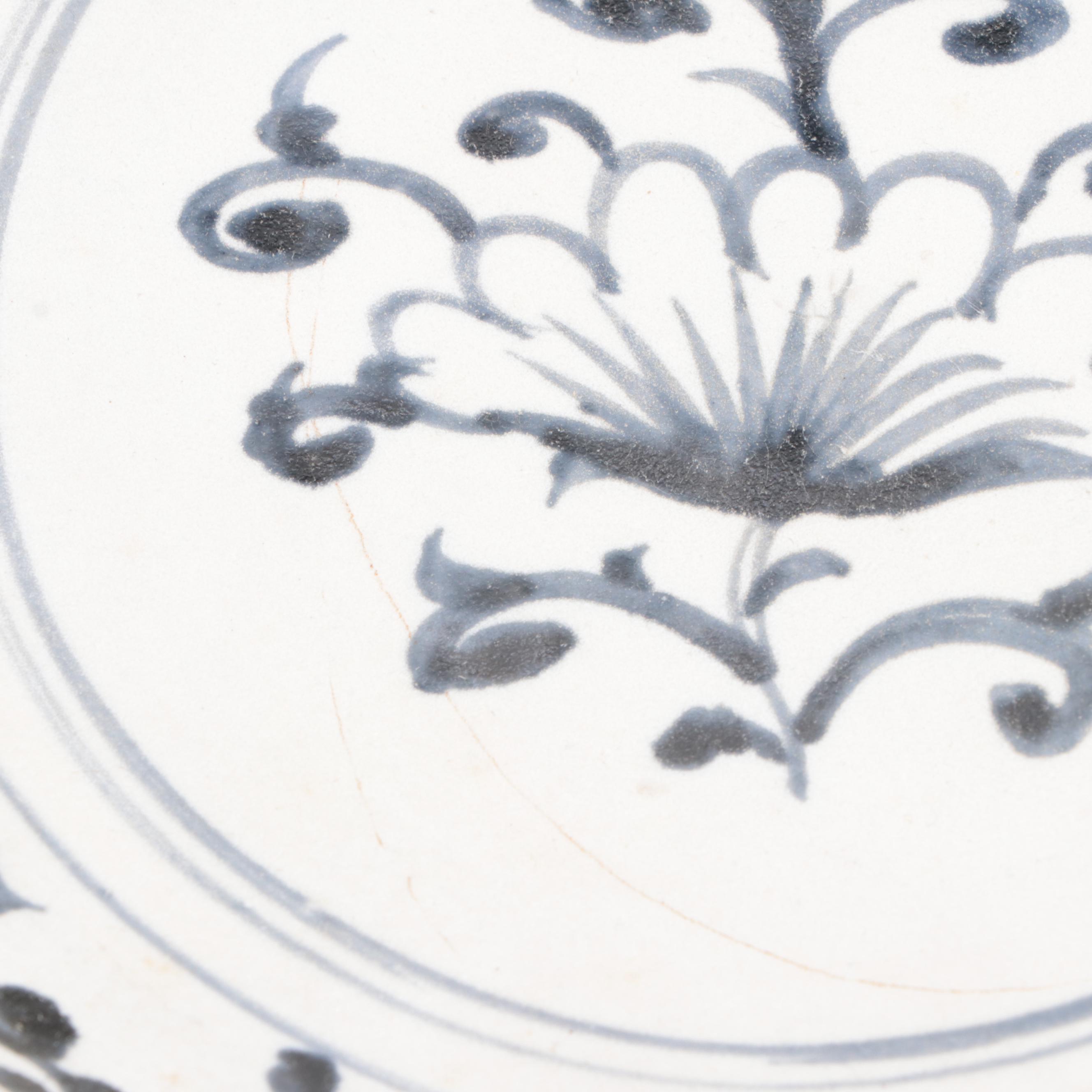 Hội An Hoard and Other Vietnamese Decorative Earthenware Bowls