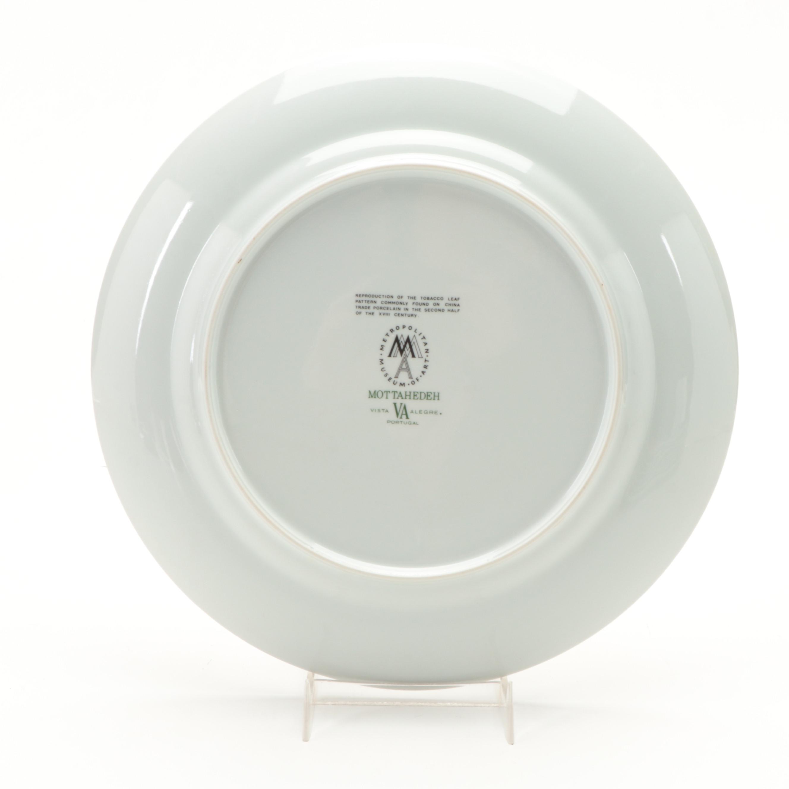 Mottahedeh "Tobacco Leaf" Porcelain Dinner Plates