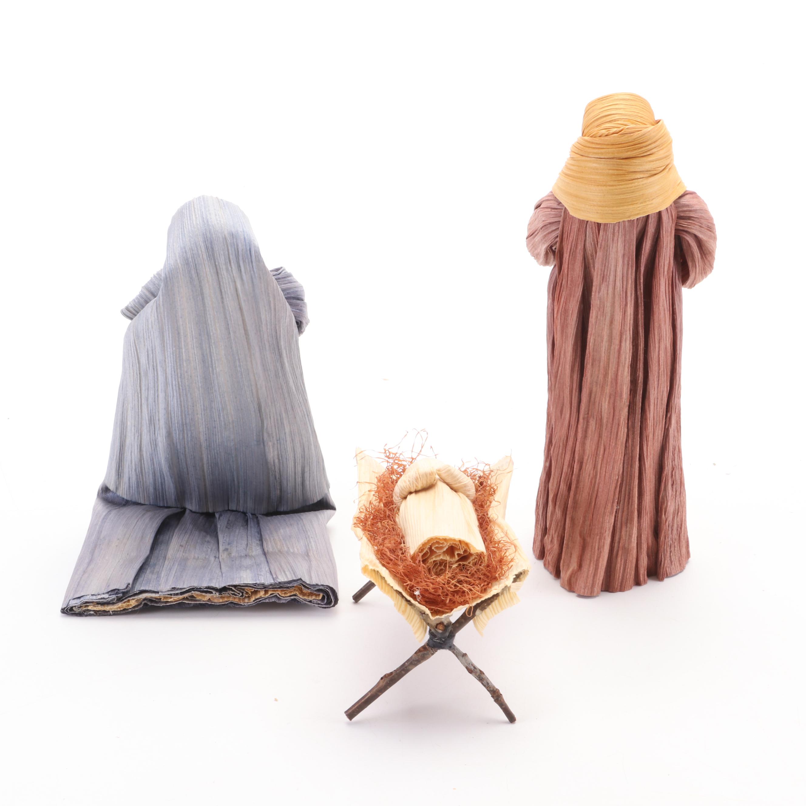 Sinamay Tree Topper Angel with Nativity Corn Husk Figurines and Wood Display