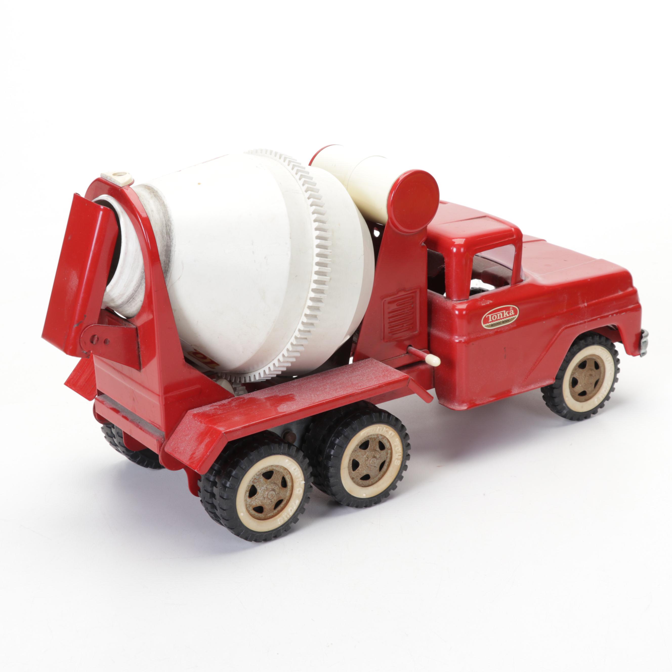 Tonka Toys Diecast Trucks and Attachments, Late 20th Century