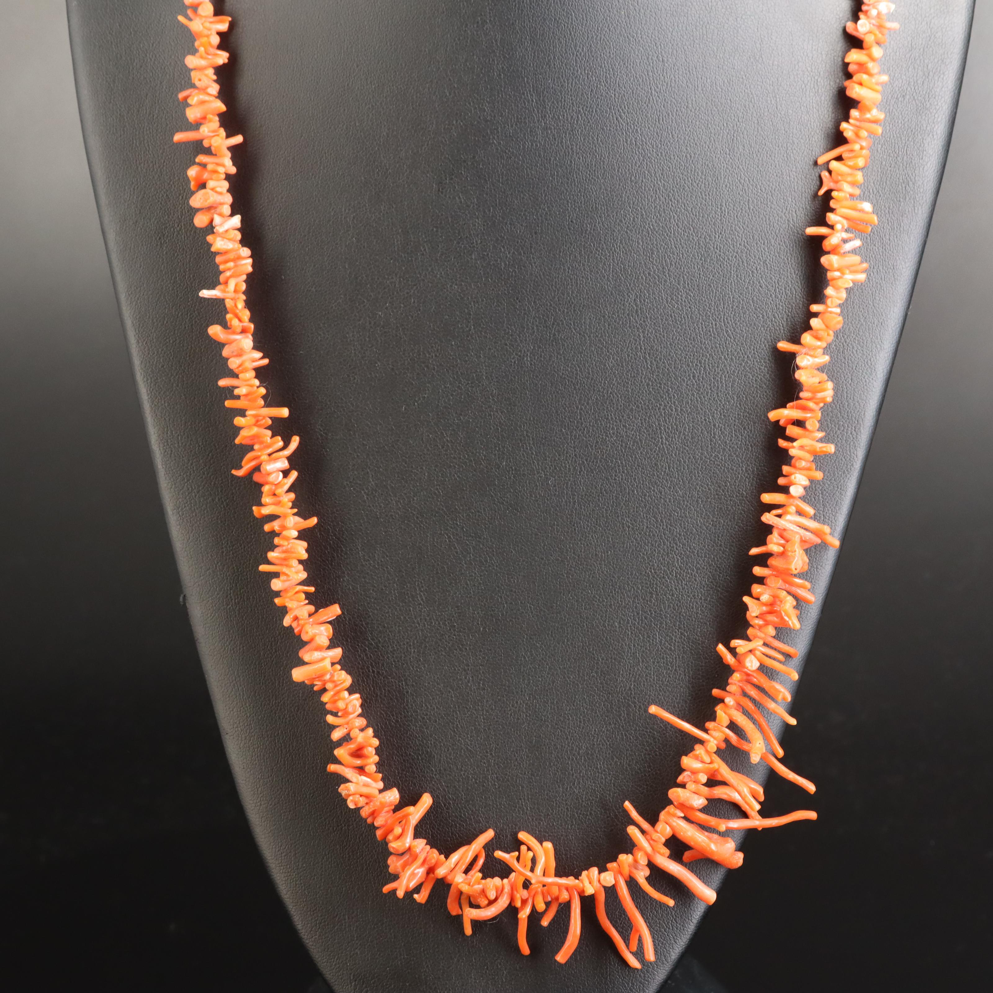 Vintage Coral Graduating Necklace