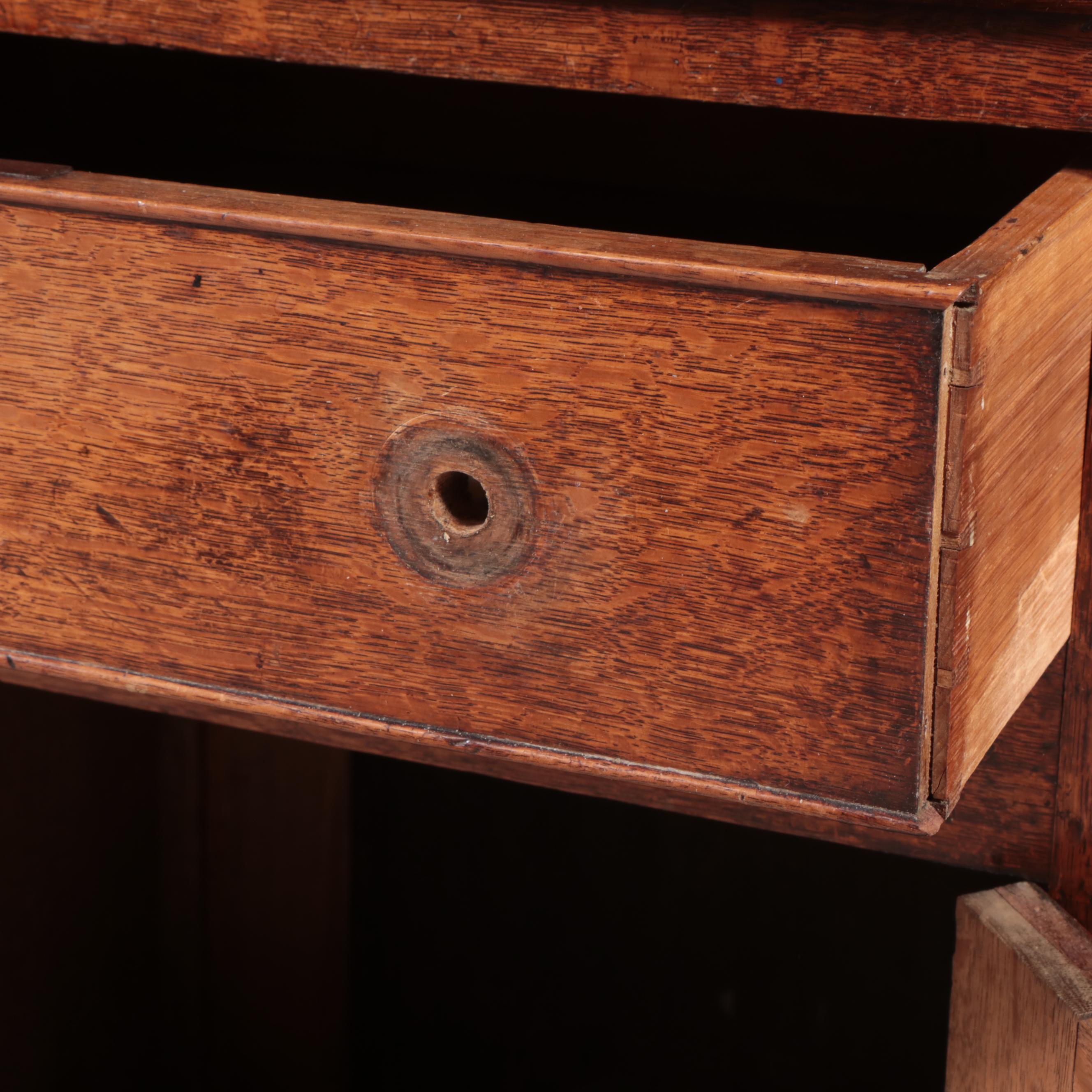 George III Oak Dresser with Plate Rack, Late 18th Century