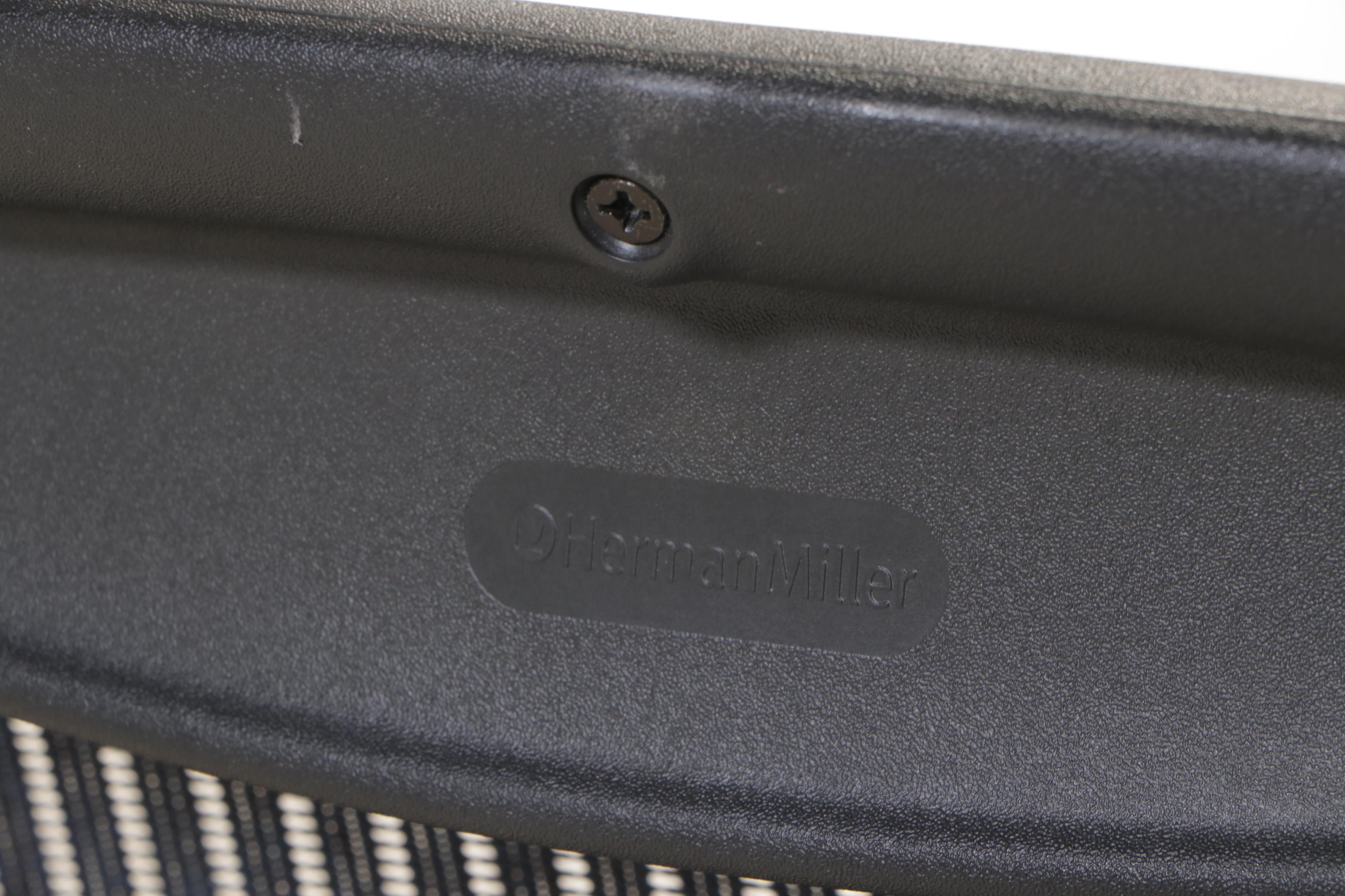 Herman Miller "Aeron AE112AWB" Swivel-Tilt Desk Chair