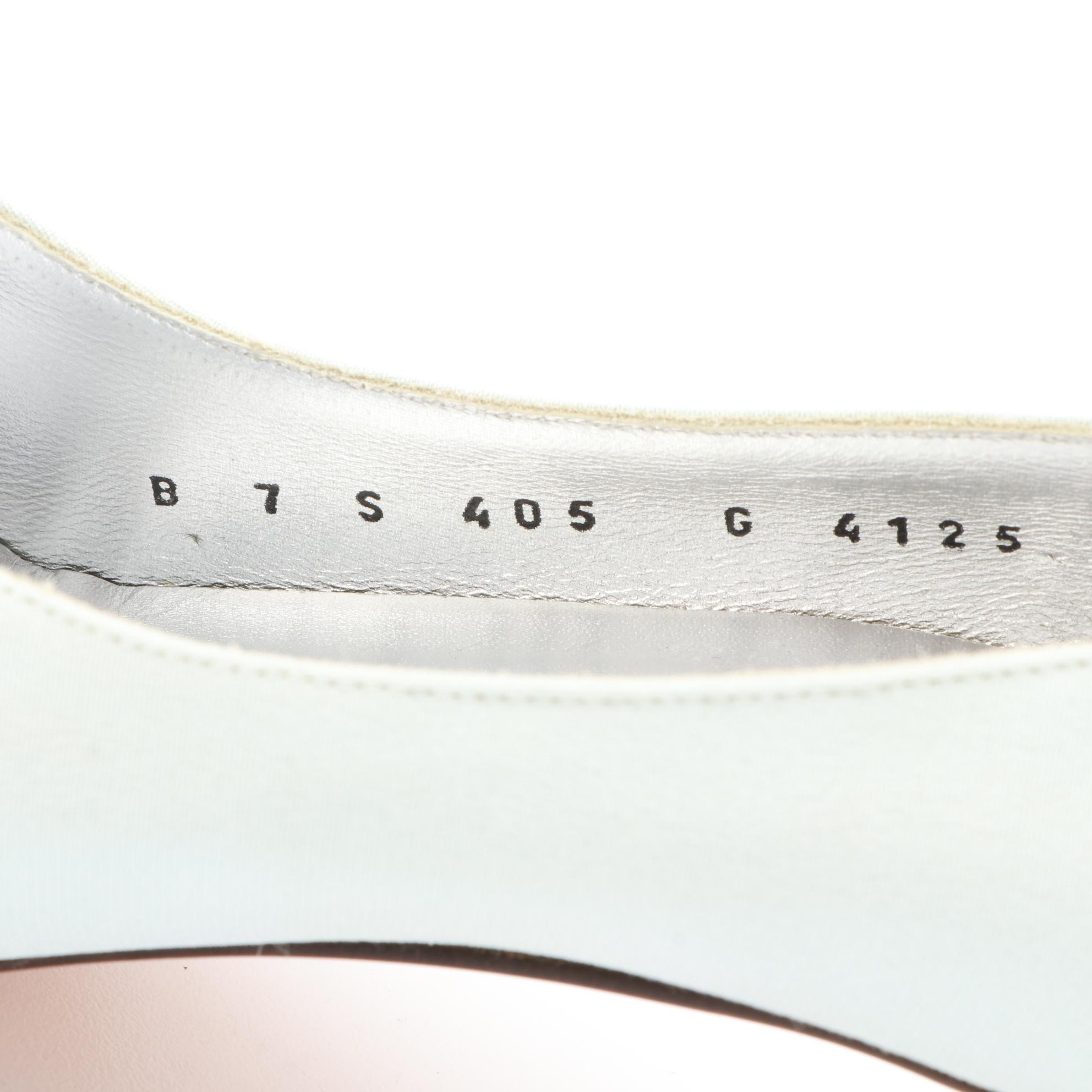 St. John Pumps and Slingbacks in Suede and Embellished Satin