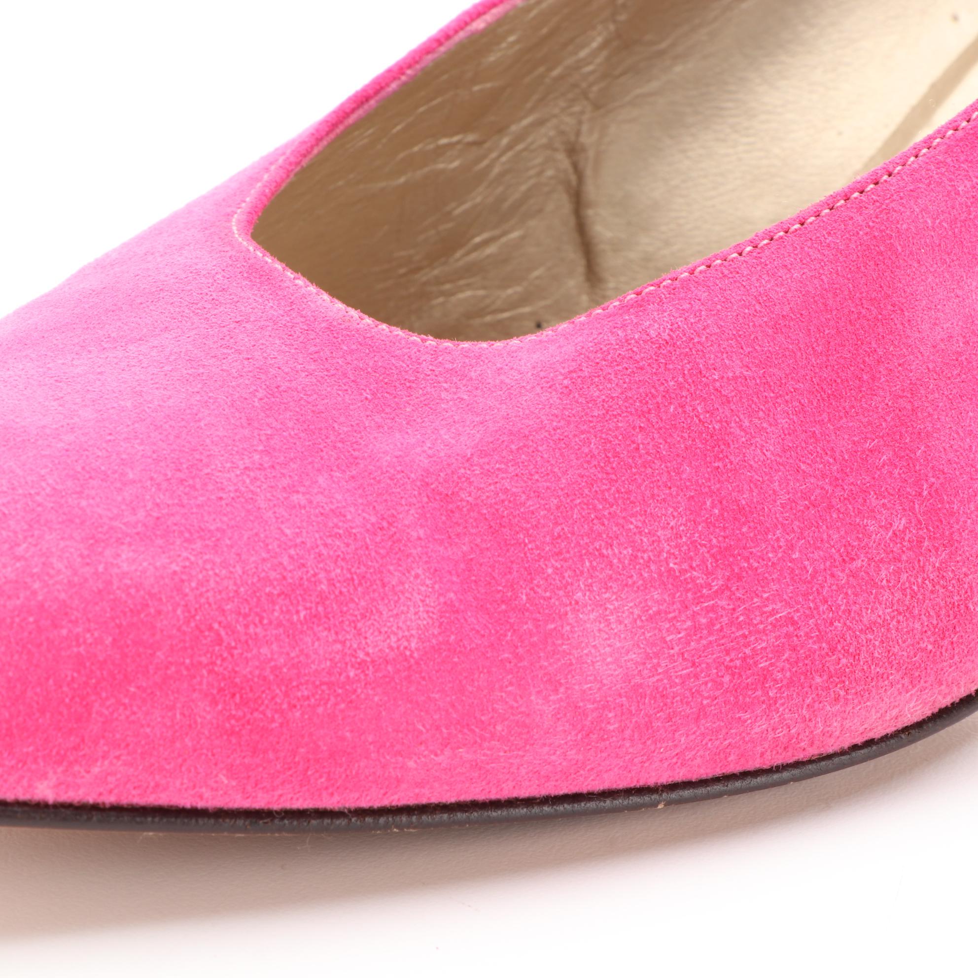 St. John Pumps and Slingbacks in Suede and Embellished Satin