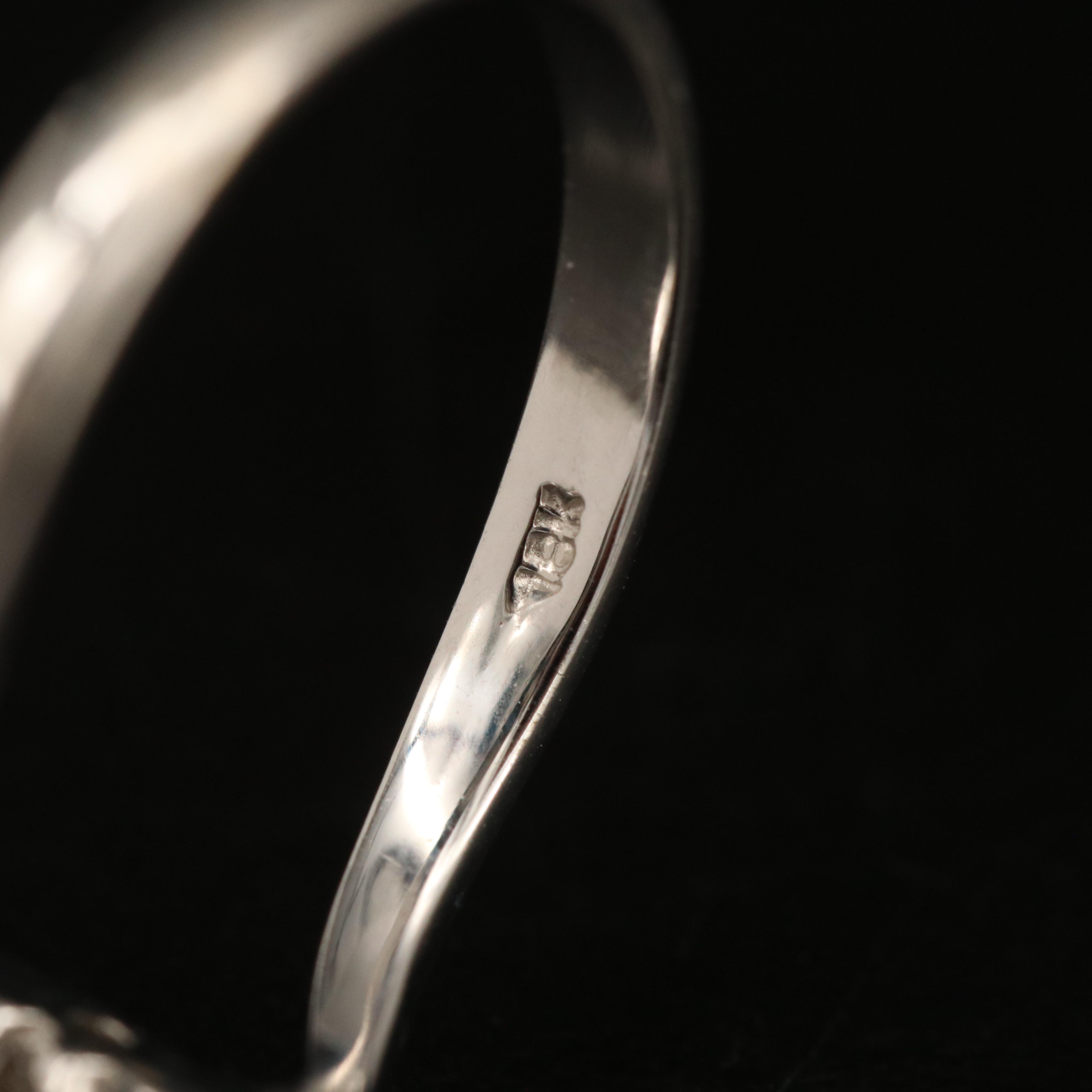 18K 0.22 CT Diamond Bypass Ring