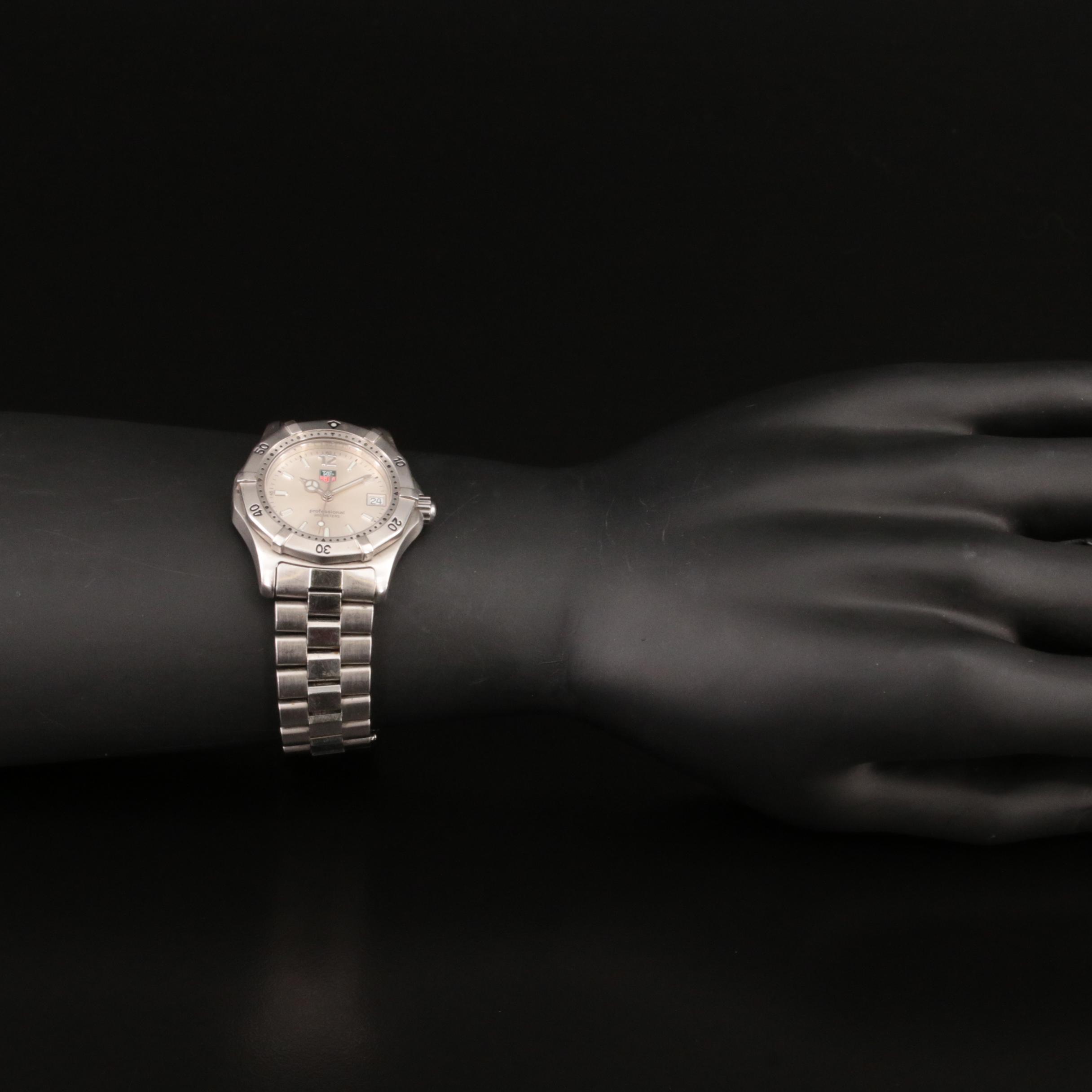 TAG Heuer Professional 200 Meters Watch