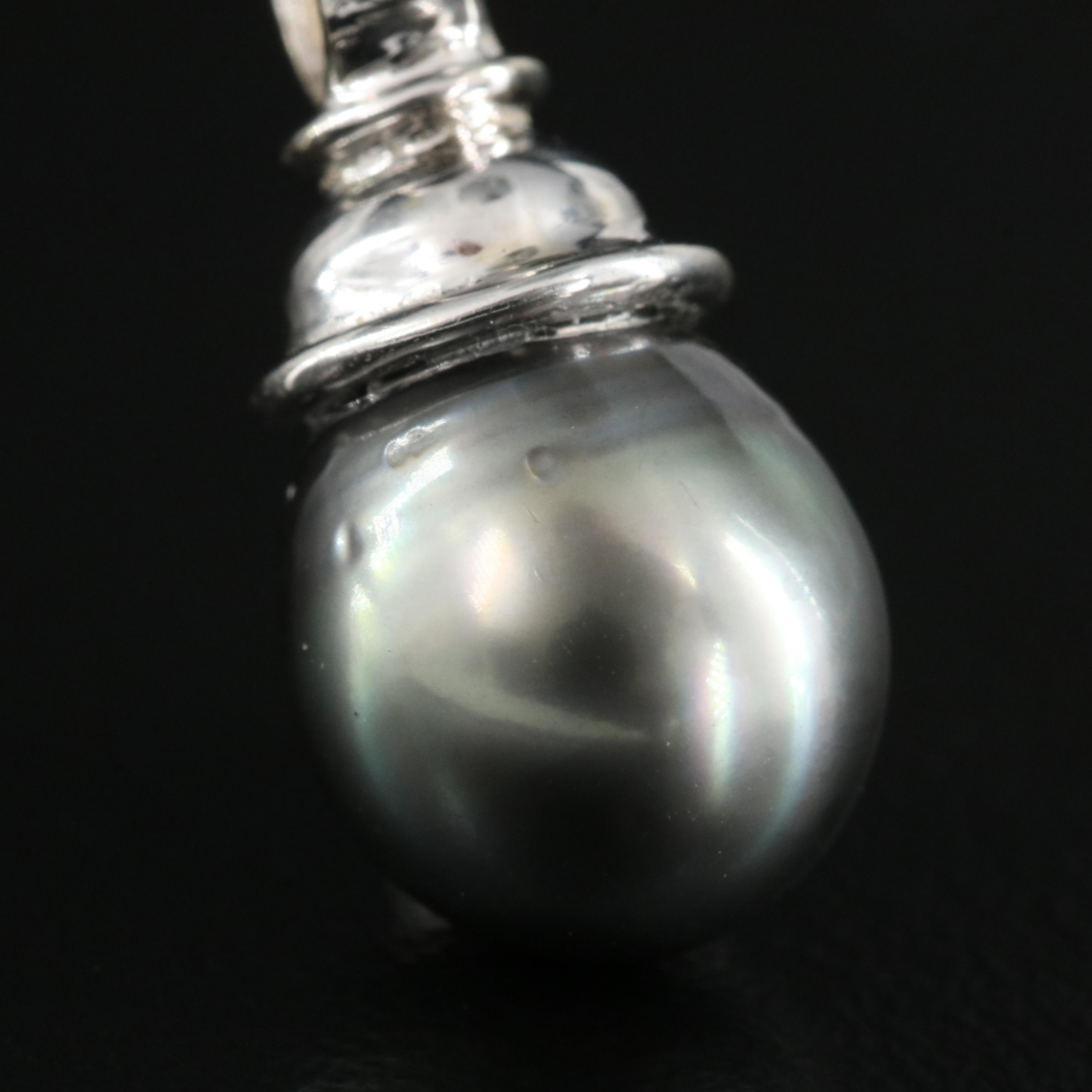 18K Pearl Pendant