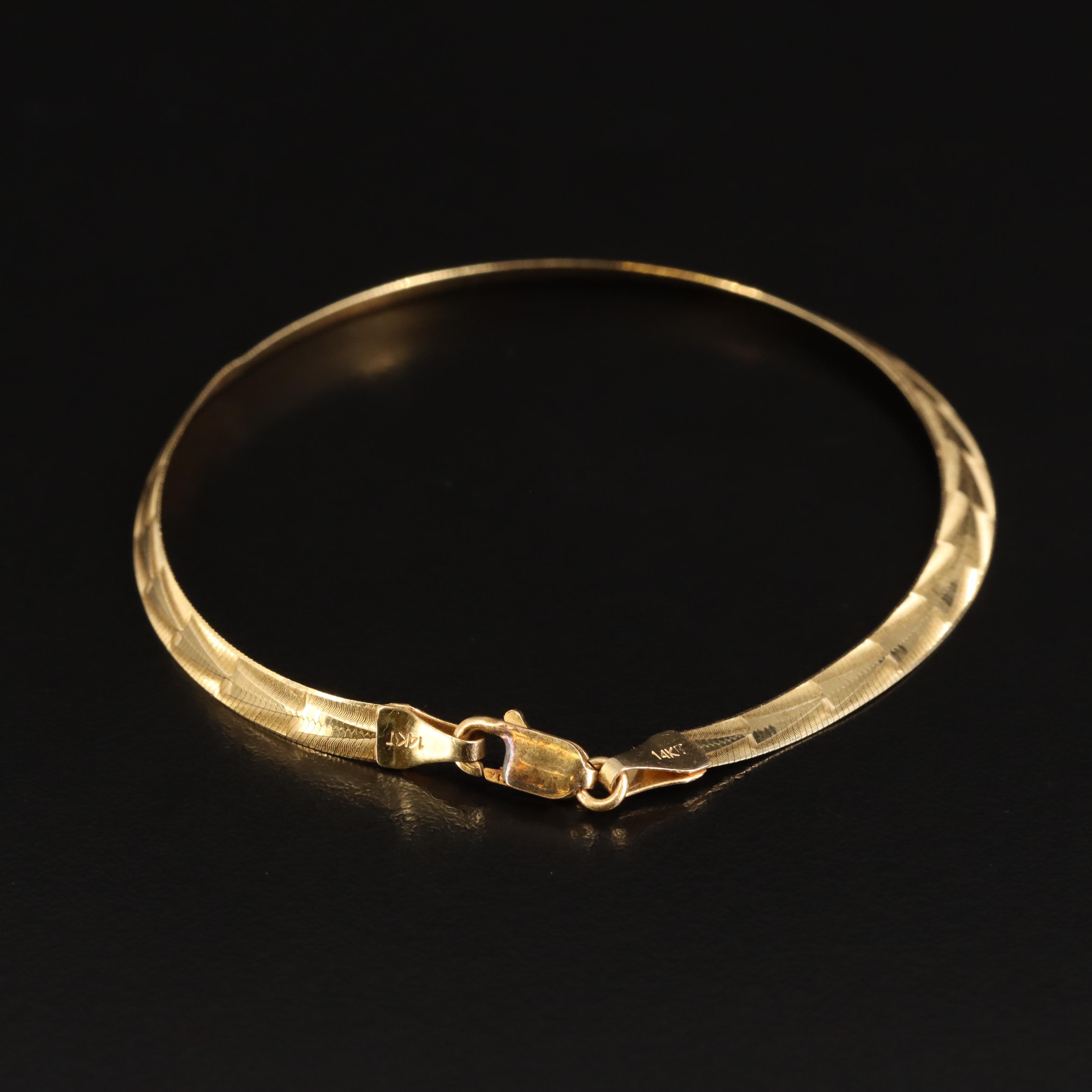 14K Patterned Herringbone Chain Bracelet