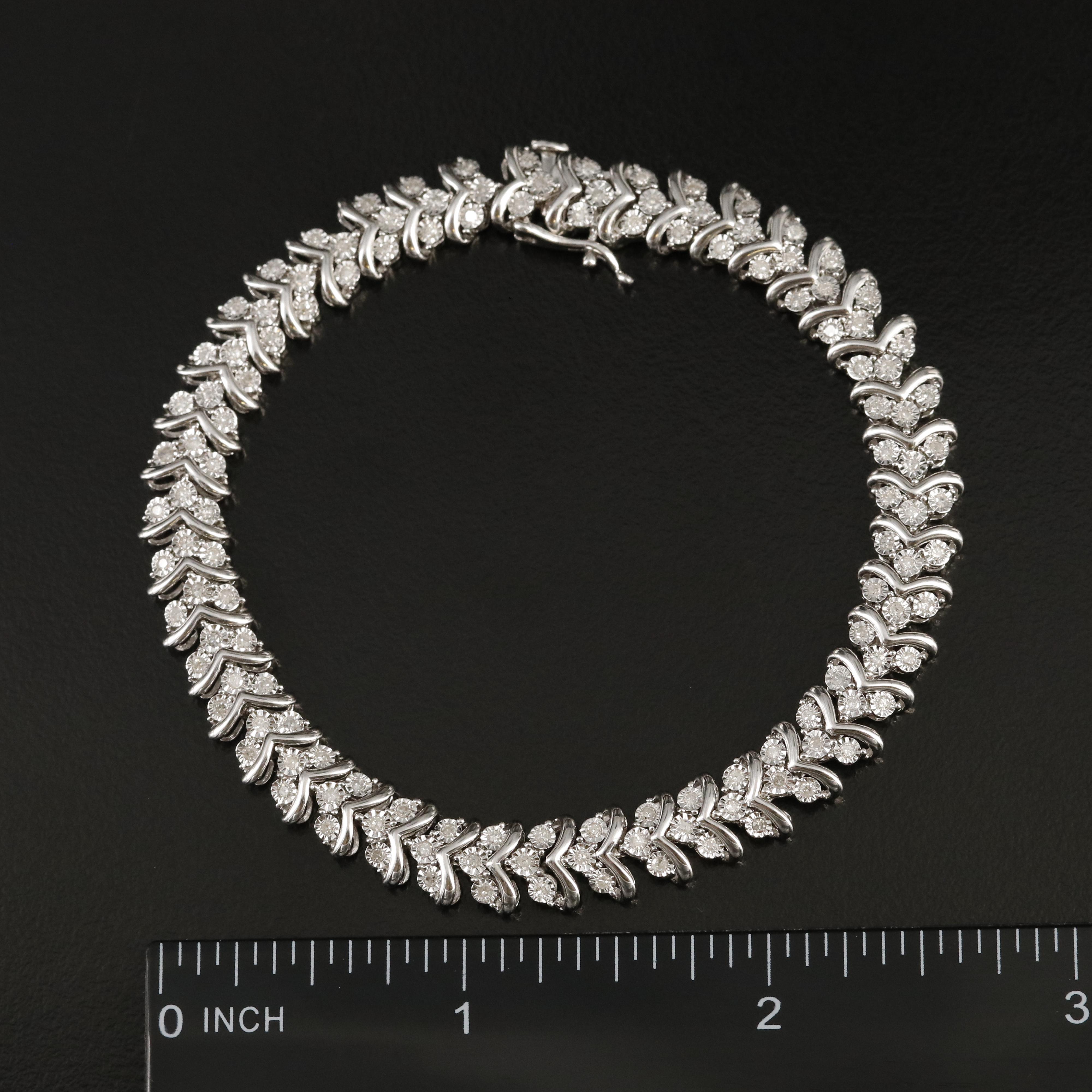 Sterling 1.02 CTW Diamond Chevron Link Bracelet
