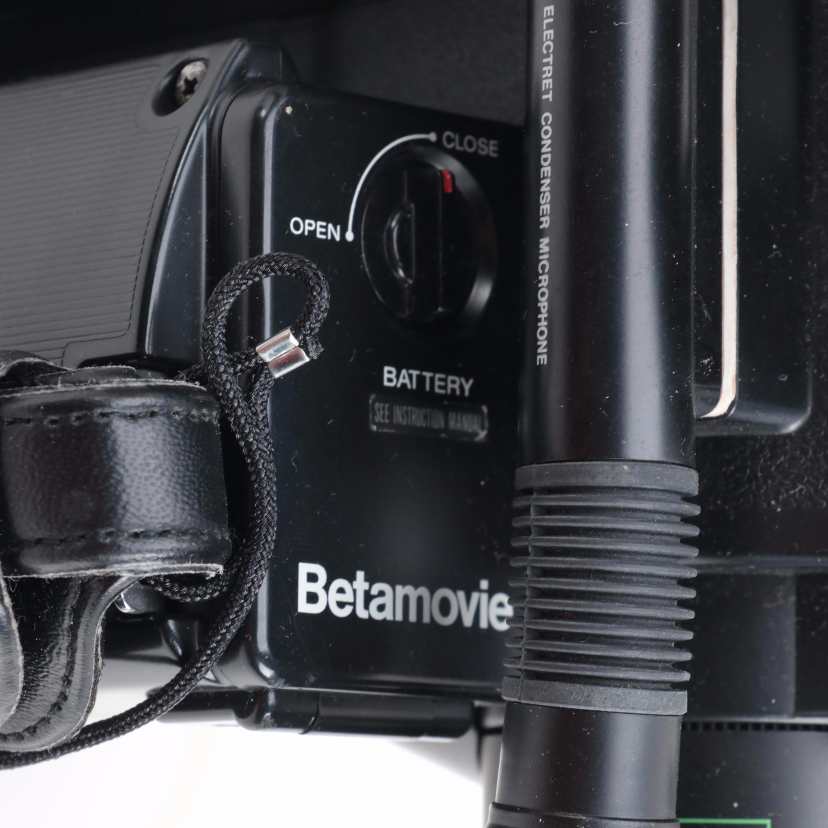 Sony Betamovie No. BMC-110 Video Camera and Case, 1980s