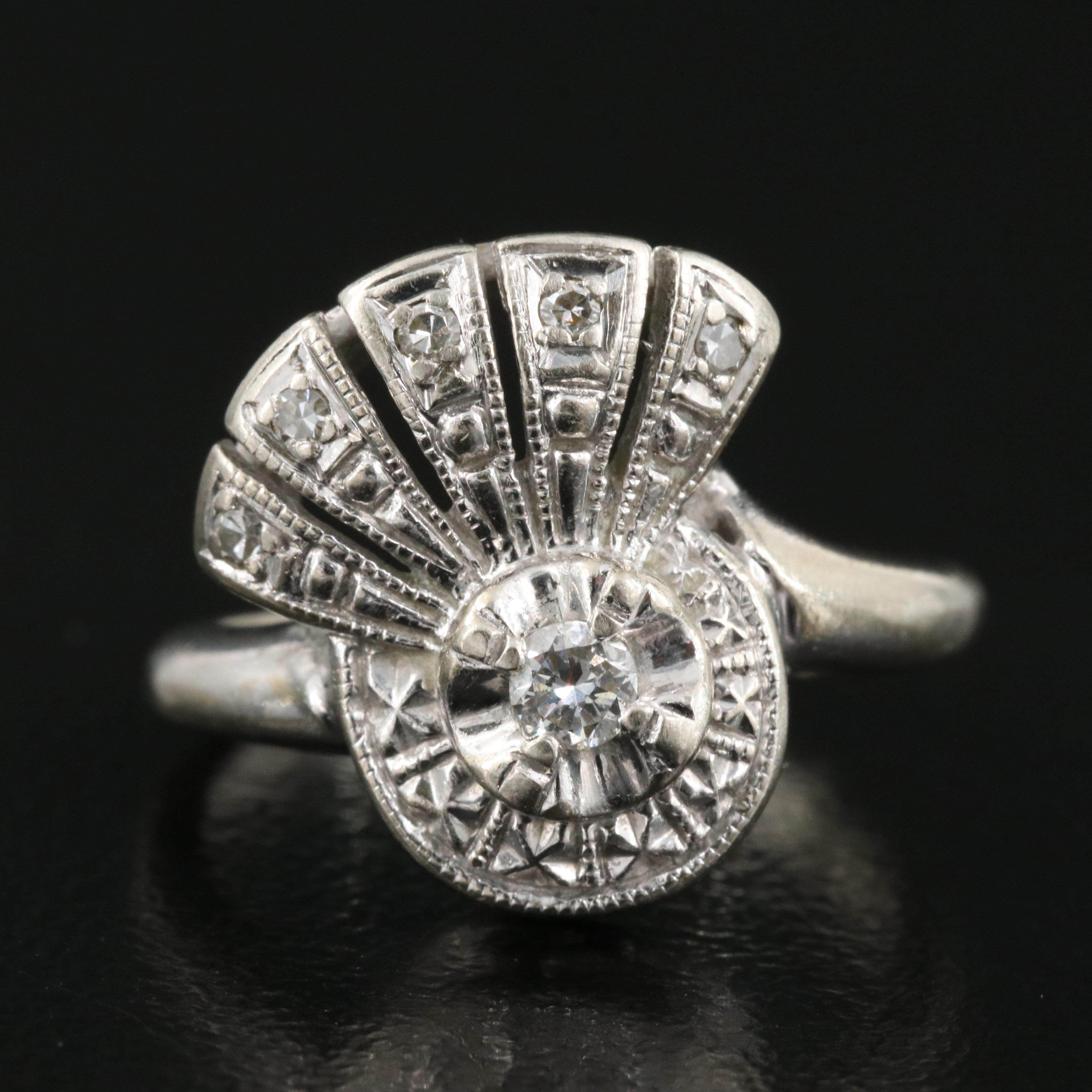 Vintage 14K 0.10 CTW Diamond Ring