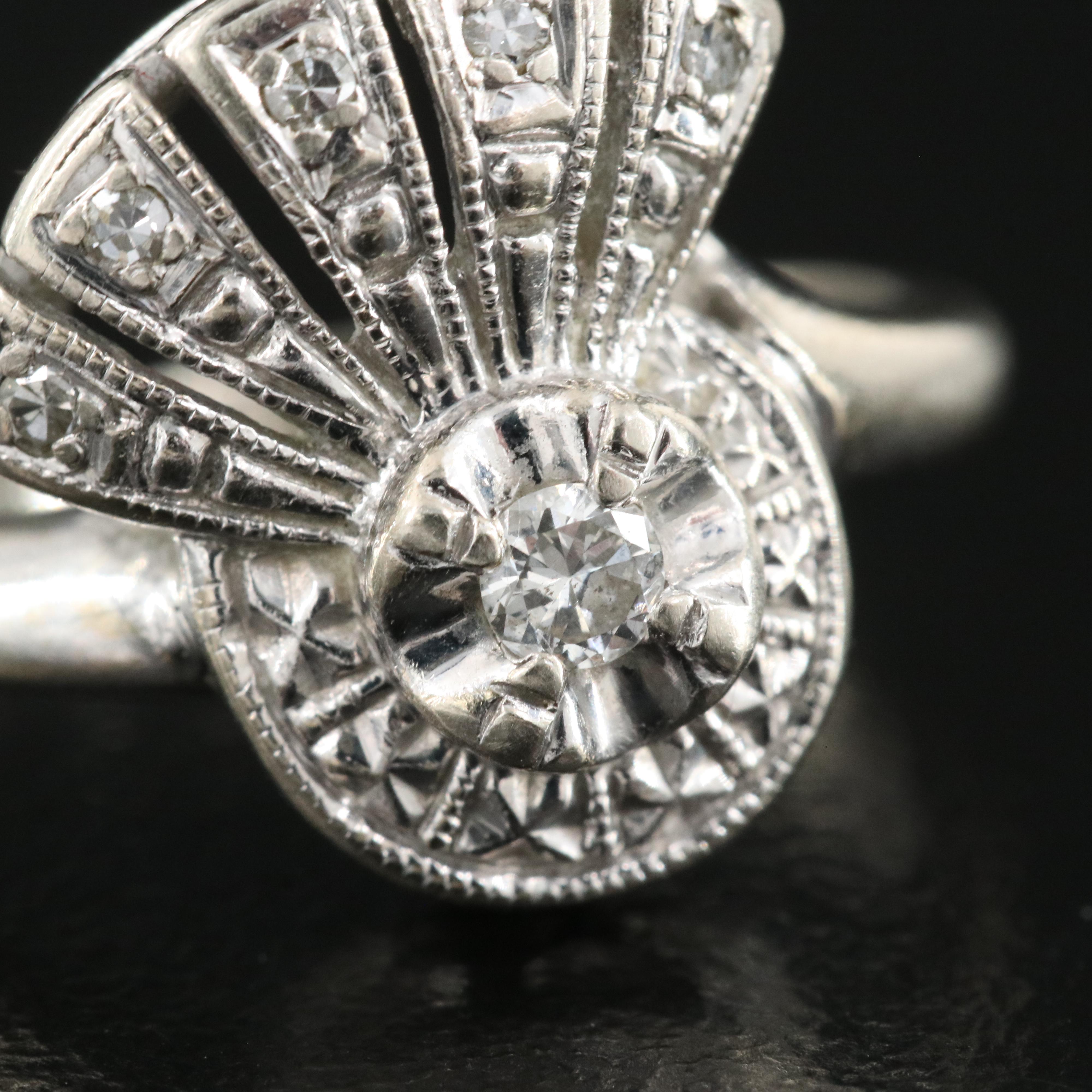 Vintage 14K 0.10 CTW Diamond Ring