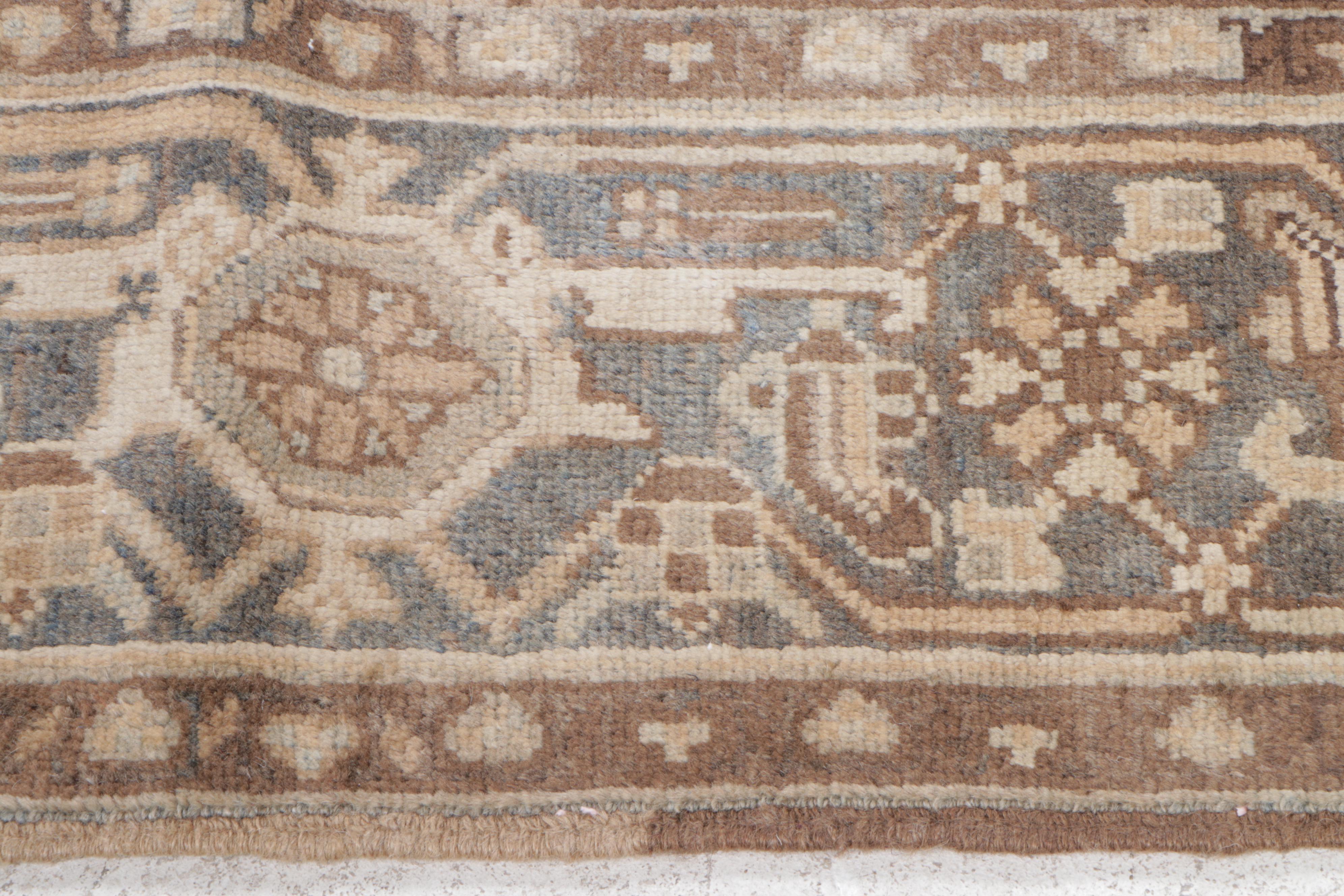 7'2 x 9'5 Hand-Knotted Indo-Persian Heriz Area Rug