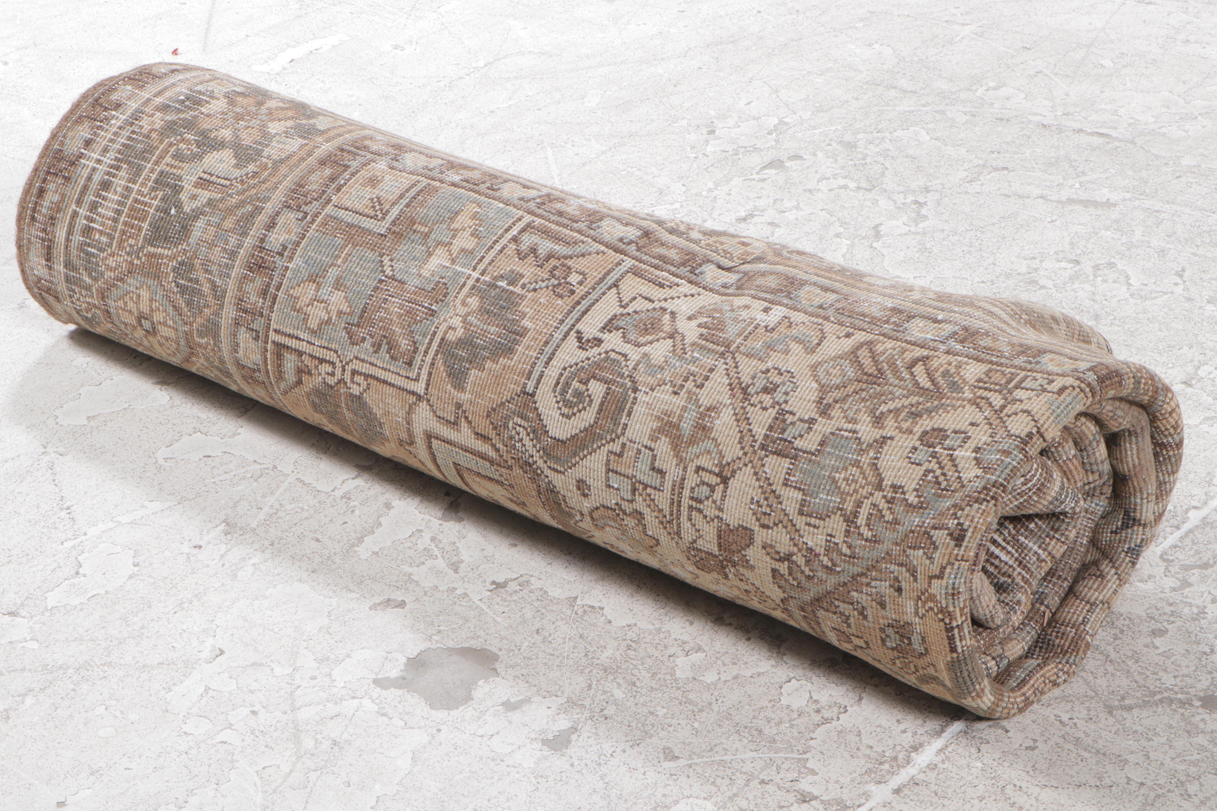 7'2 x 9'5 Hand-Knotted Indo-Persian Heriz Area Rug