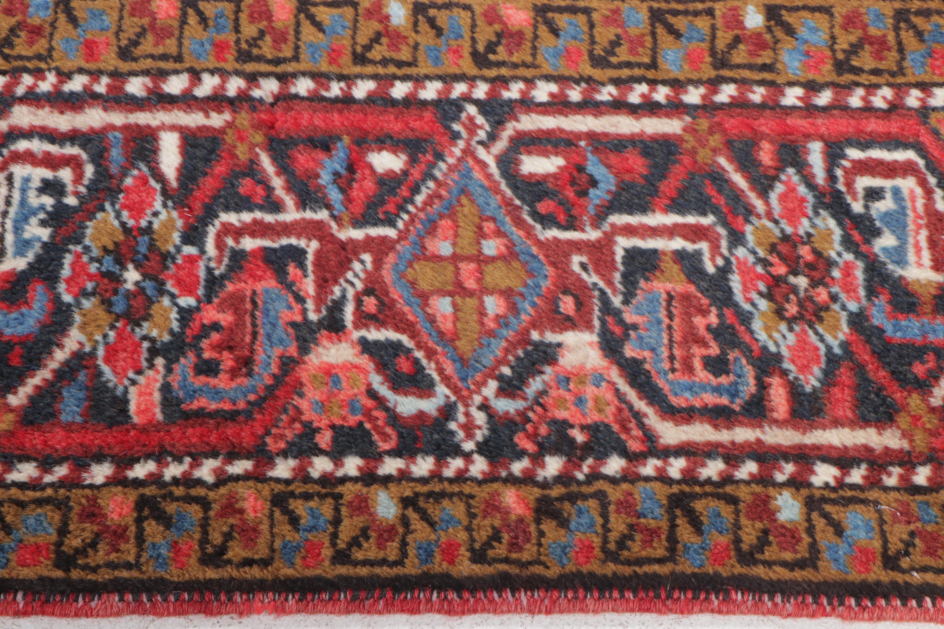 7'9 x 11'5 Hand-Knotted Persian Heriz Area Rug