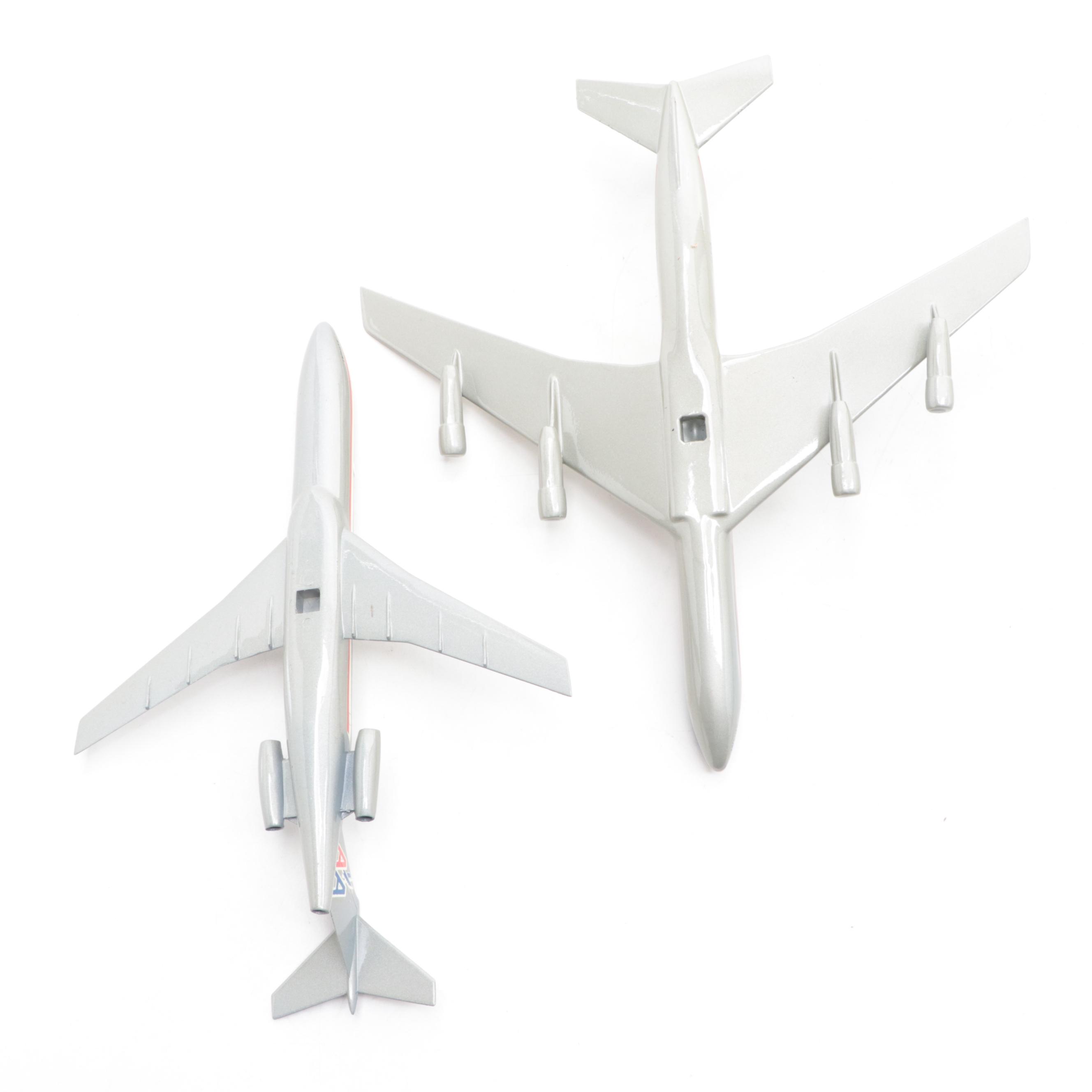 Five American Airlines Scale Model Airplanes