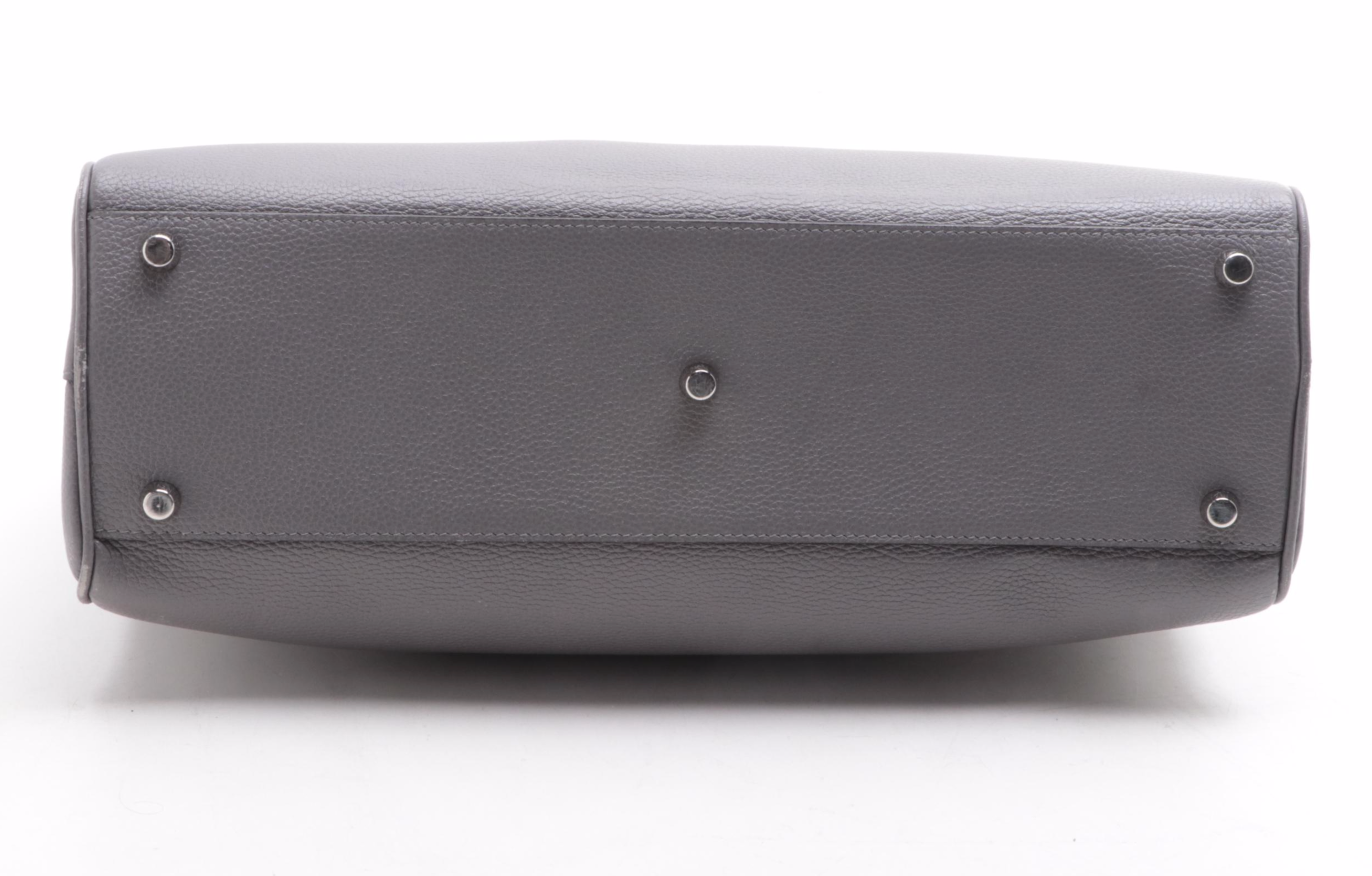 Gucci Zumi Top Handle Medium Bag in Grained Leather