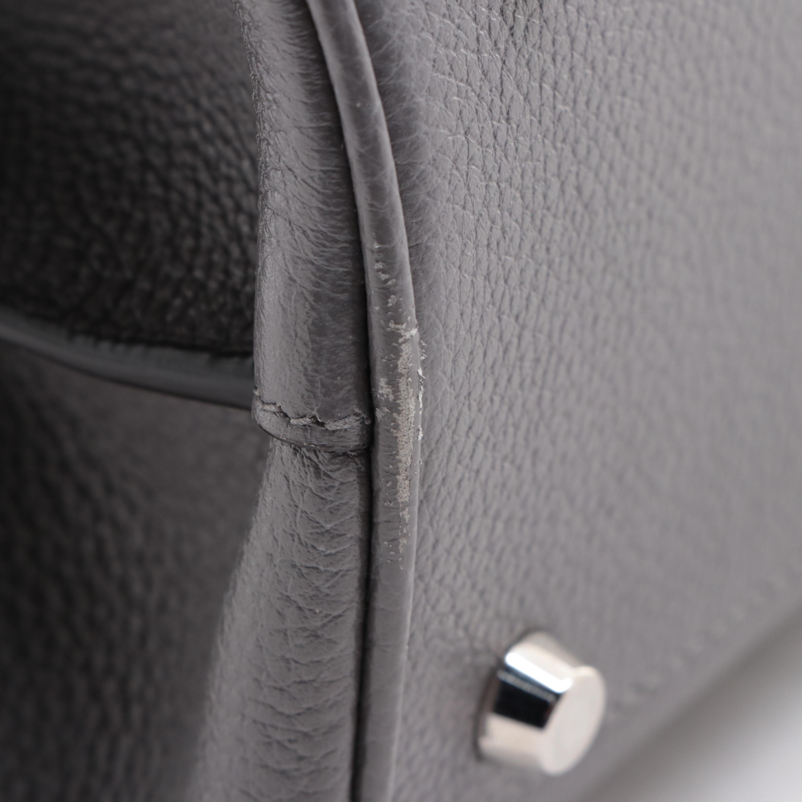 Gucci Zumi Top Handle Medium Bag in Grained Leather