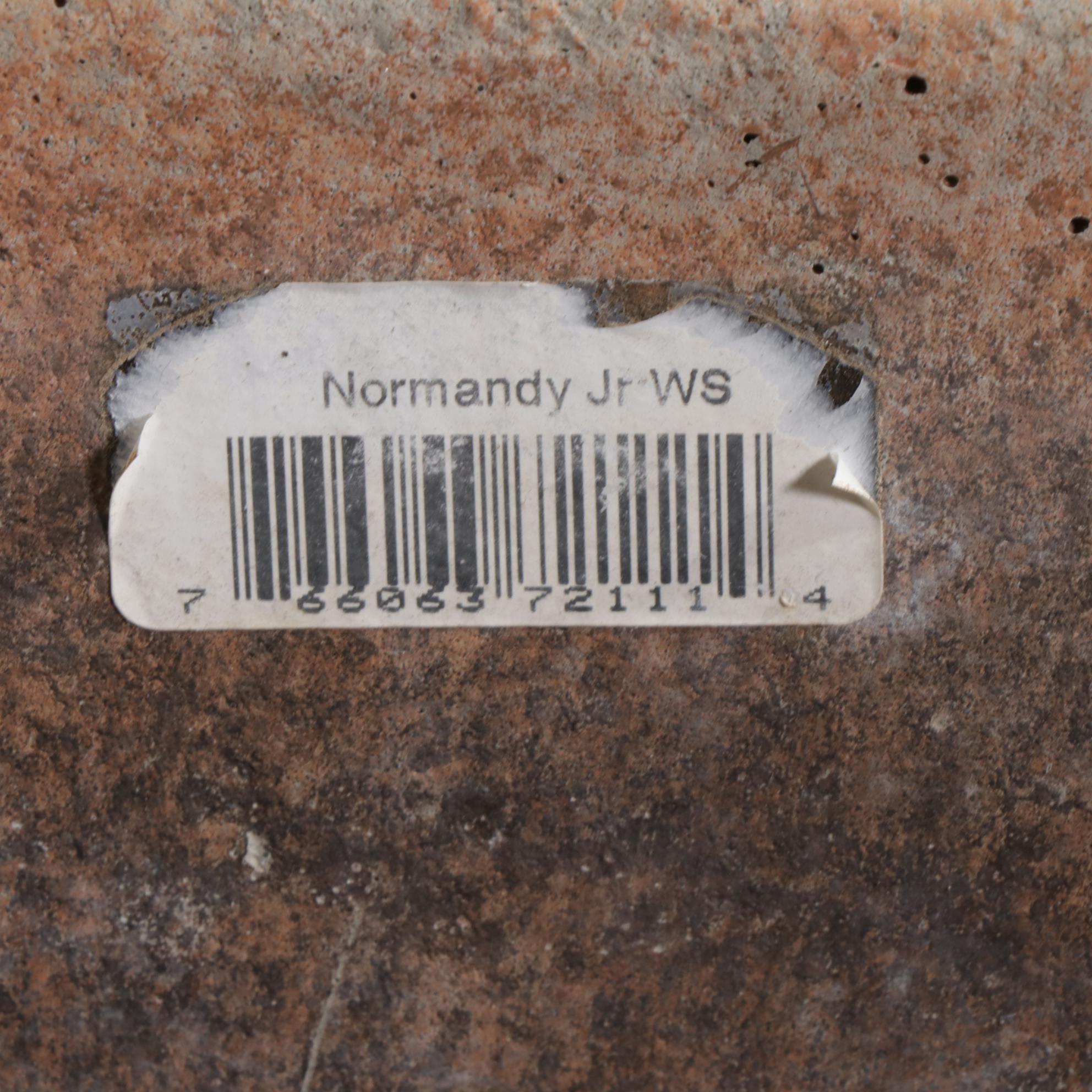 Faux Stone Patio Lion Head Fountain with Concrete Planter