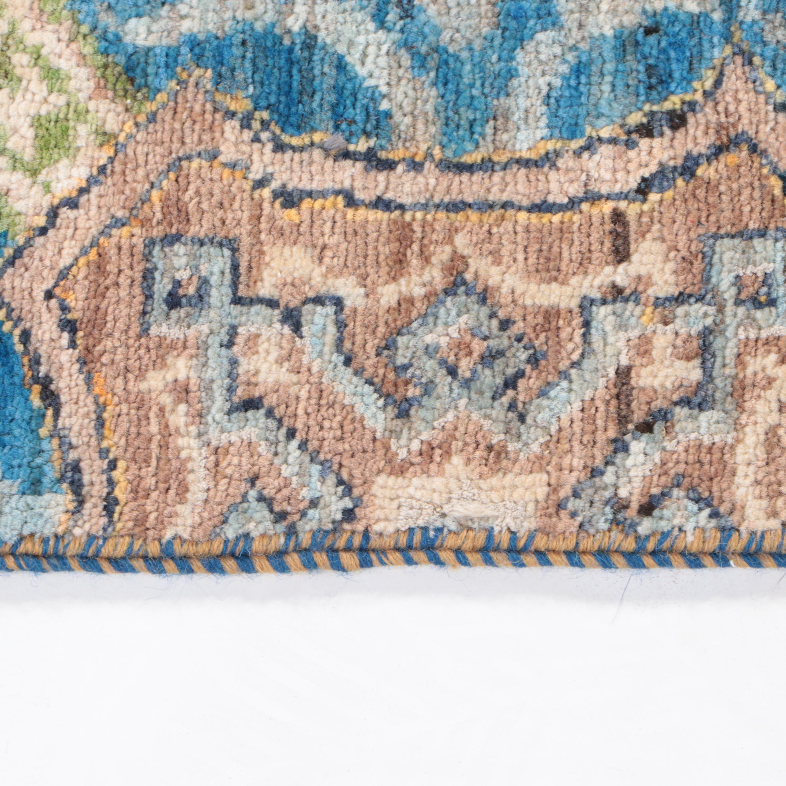 7'11 x 9'10 Hand-Knotted Pakistani Lahore Area Rug