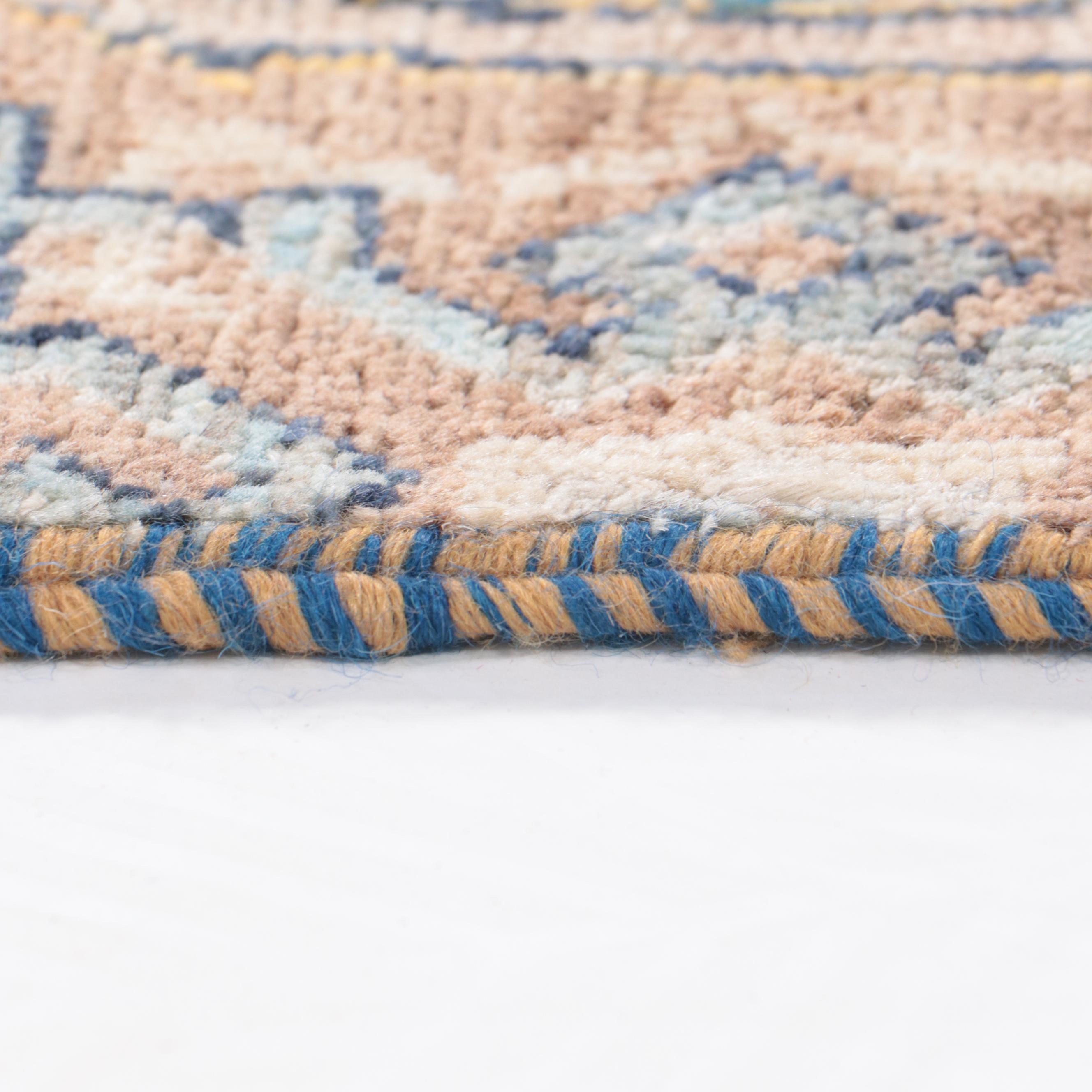 7'11 x 9'10 Hand-Knotted Pakistani Lahore Area Rug