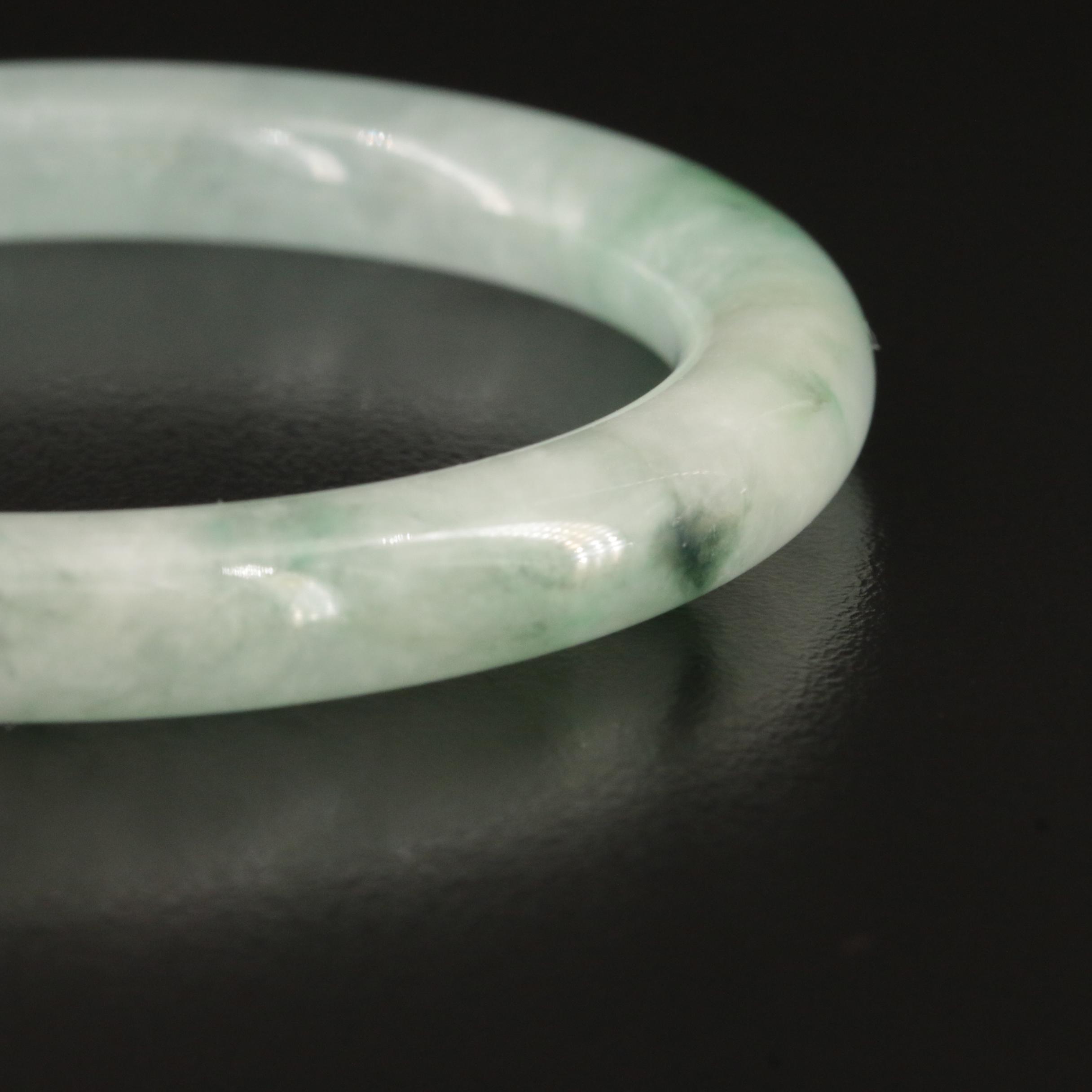 Jadeite Hololith Bangle