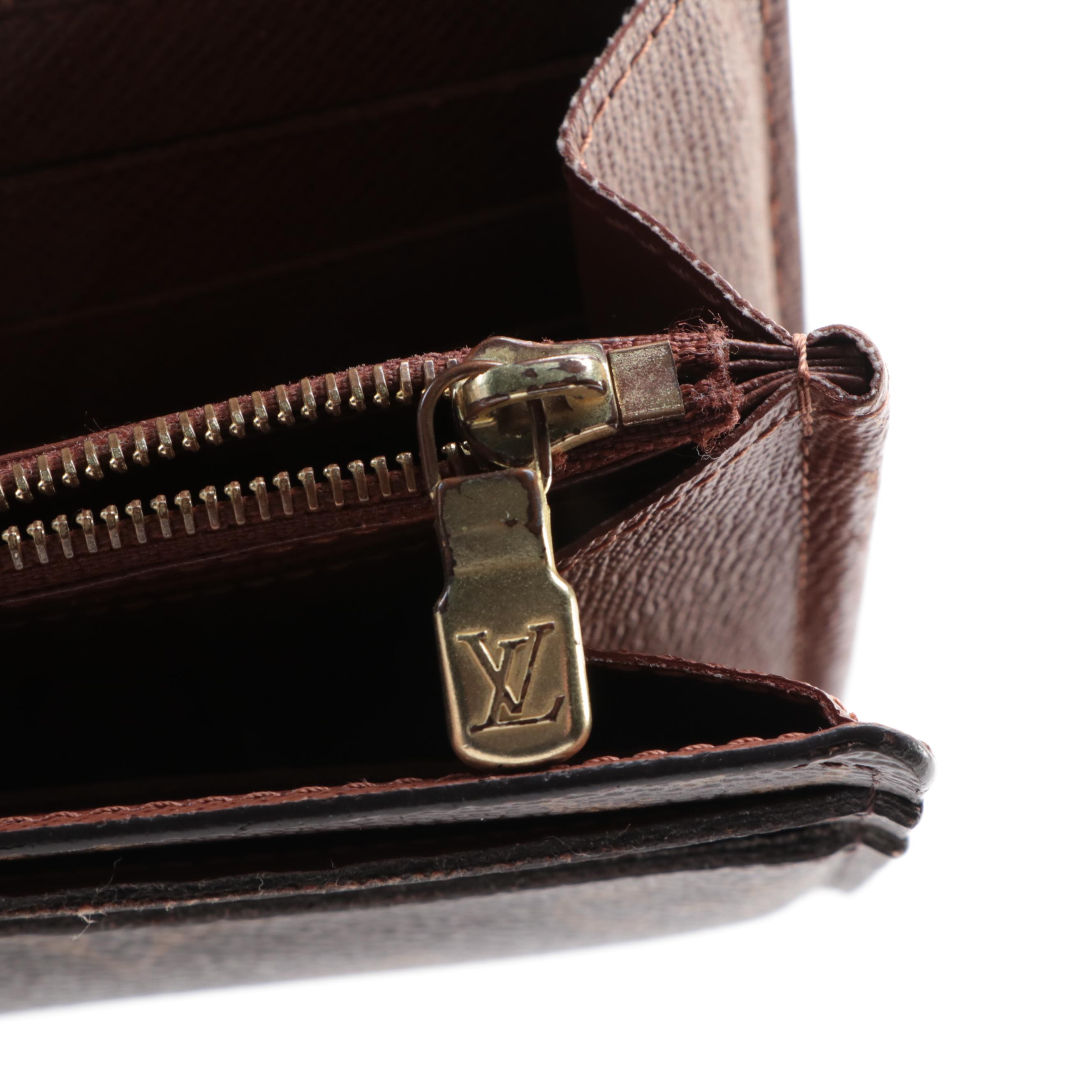 Louis Vuitton Sarah Wallet in Monogram Canvas