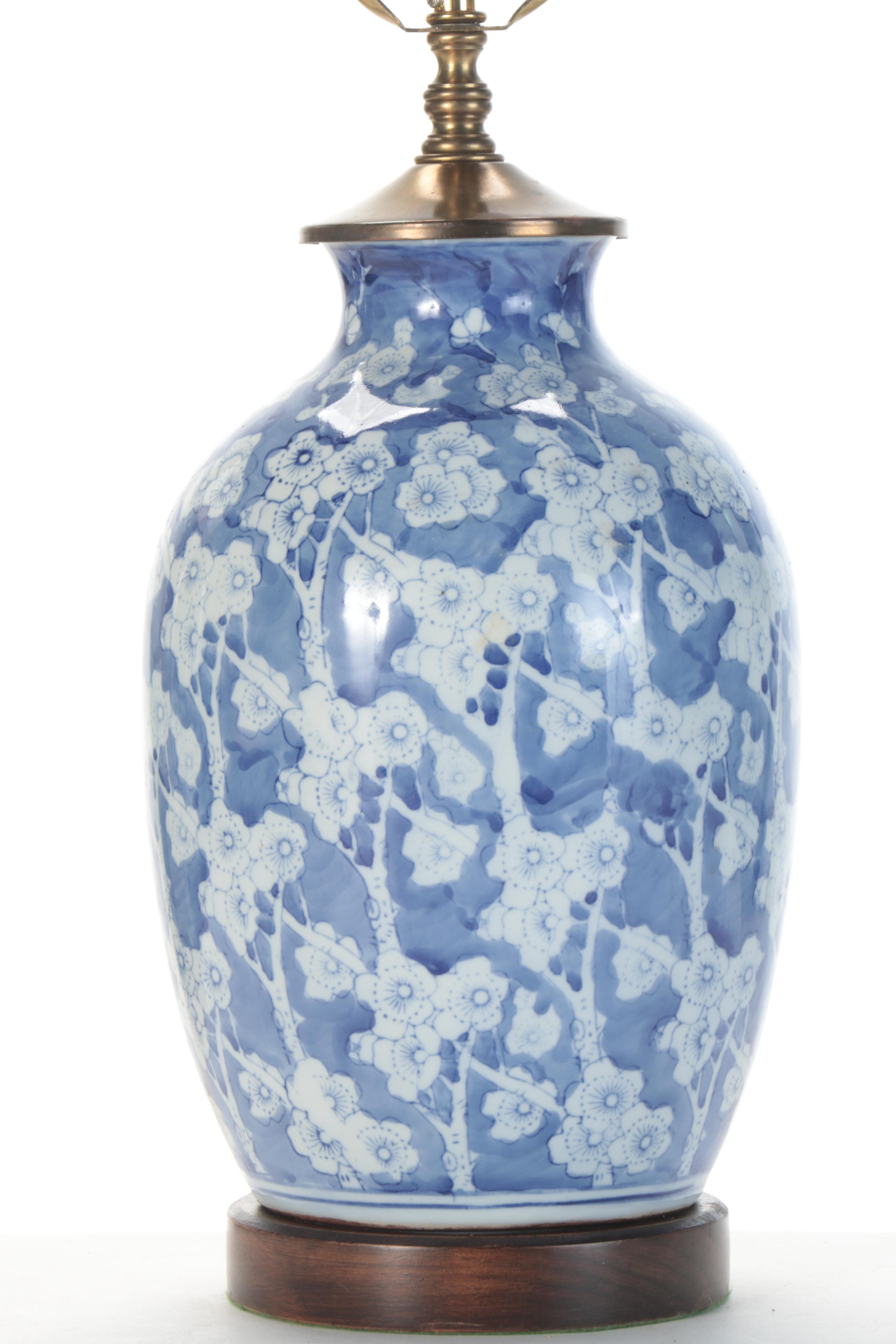 Chinese Blue and White Plum Blossom Porcelain Table Lamp, Mid to Late 20th C