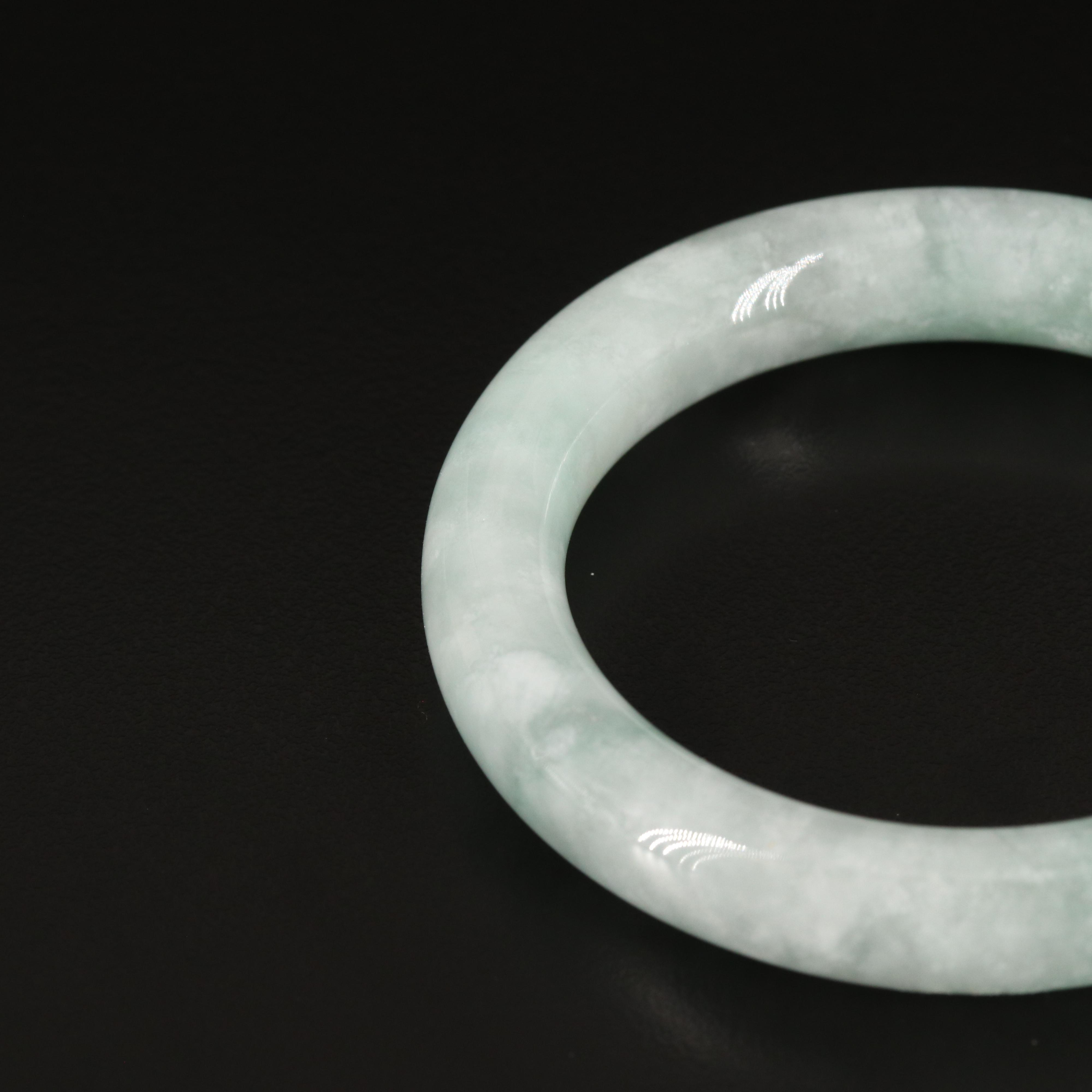 Jadeite Hololith Bangle
