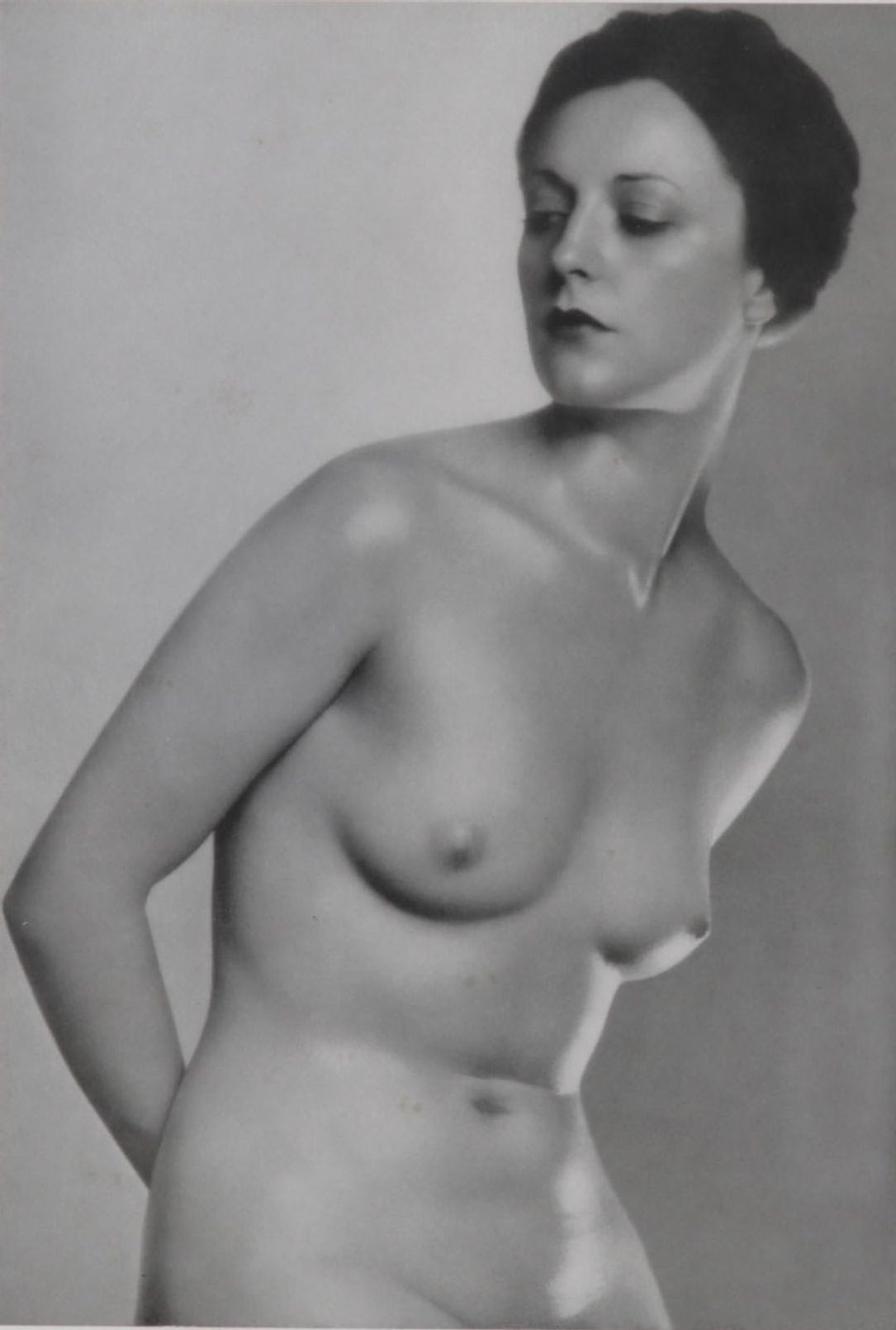 Dorothy Wilding Nude Portrait Halftone From "Das Deutsches Aktwerk," Circa 1938