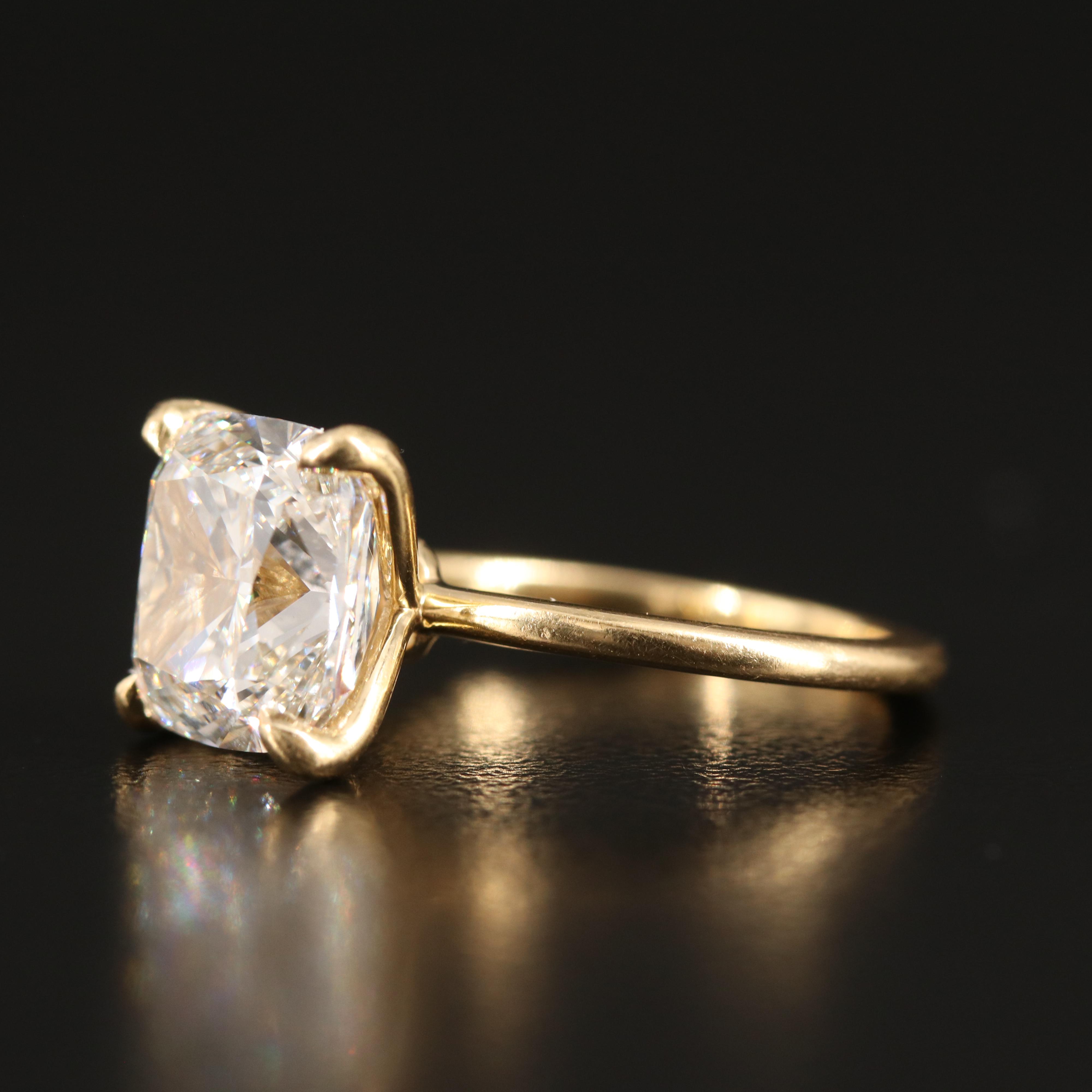 18K 5.01 CT Lab Grown Diamond Solitaire Ring with IGI Report