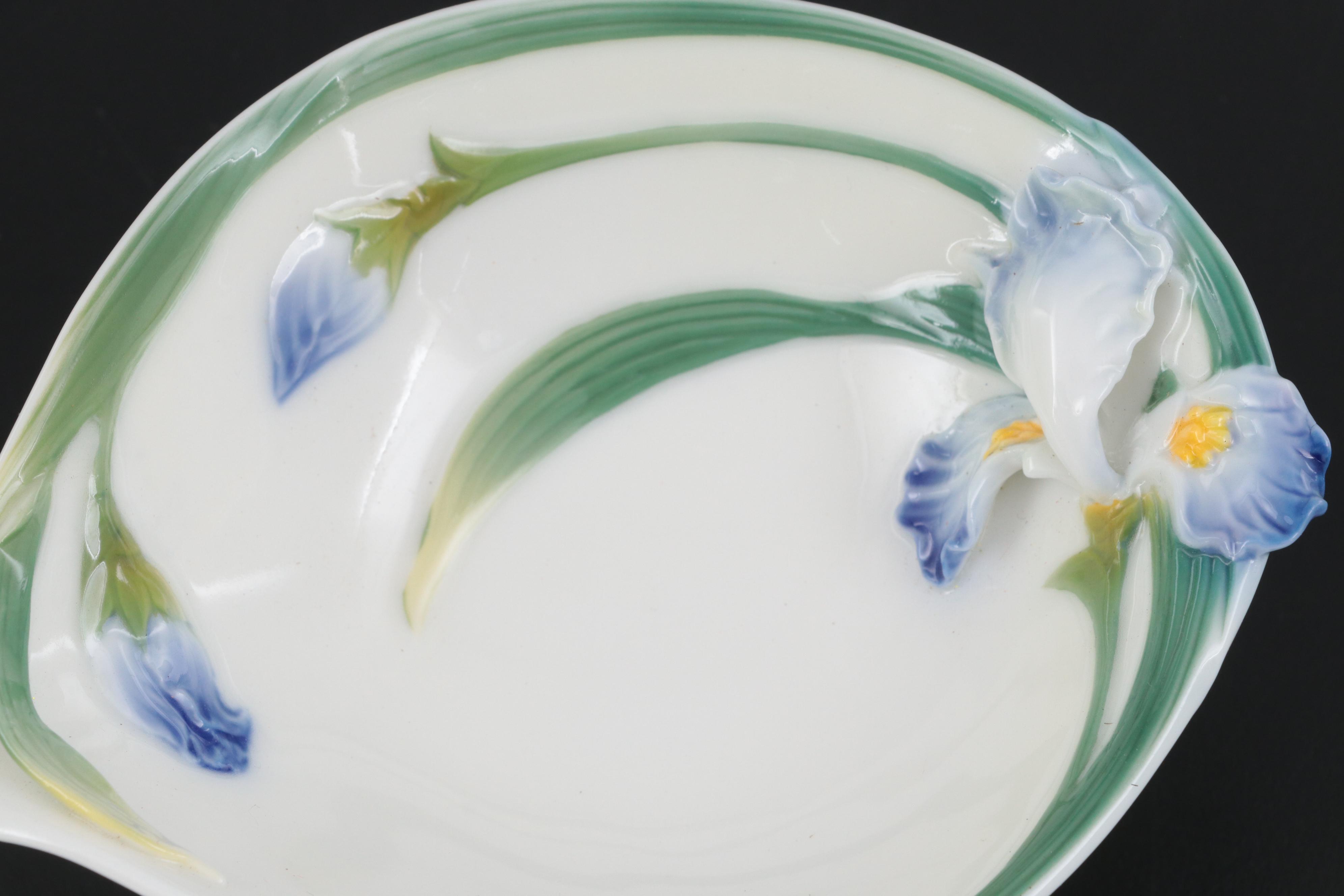 Royal Albert Basket with Other Porcelain Decor and Van Gogh Themed Coasters