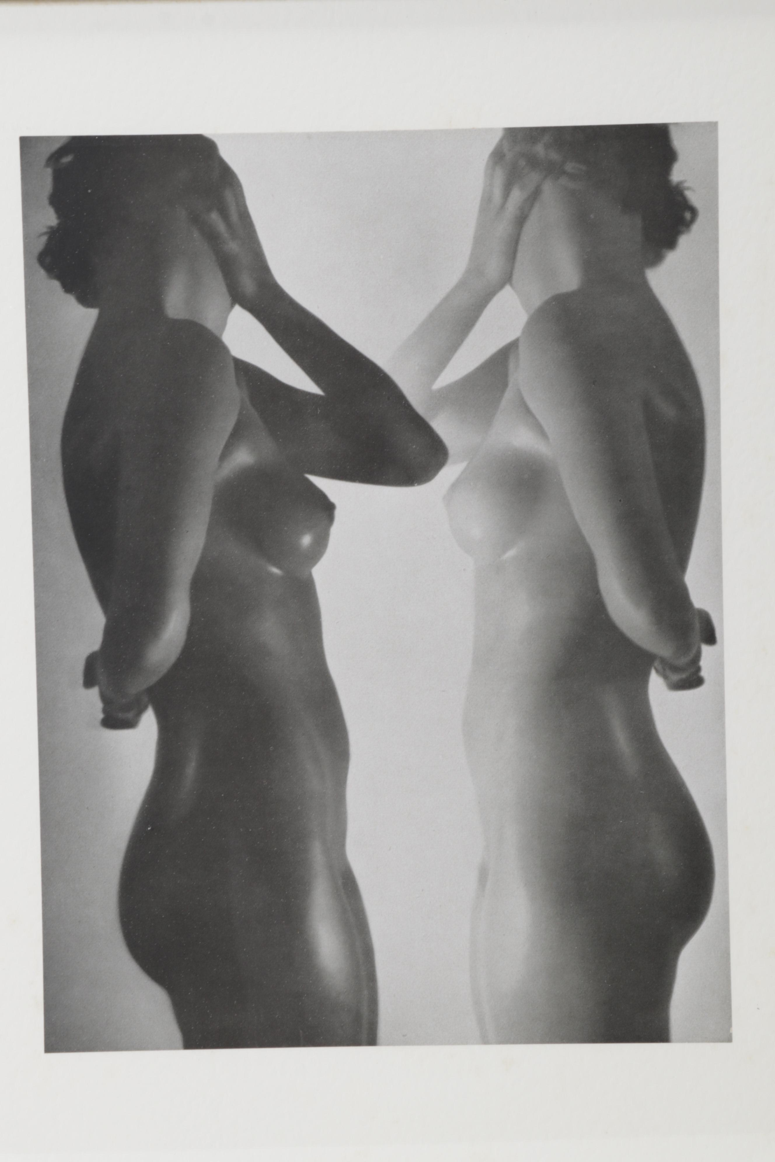 Dorothy Wilding Nude Portrait Halftone From "Das Deutsche Aktwerk," Circa 1940