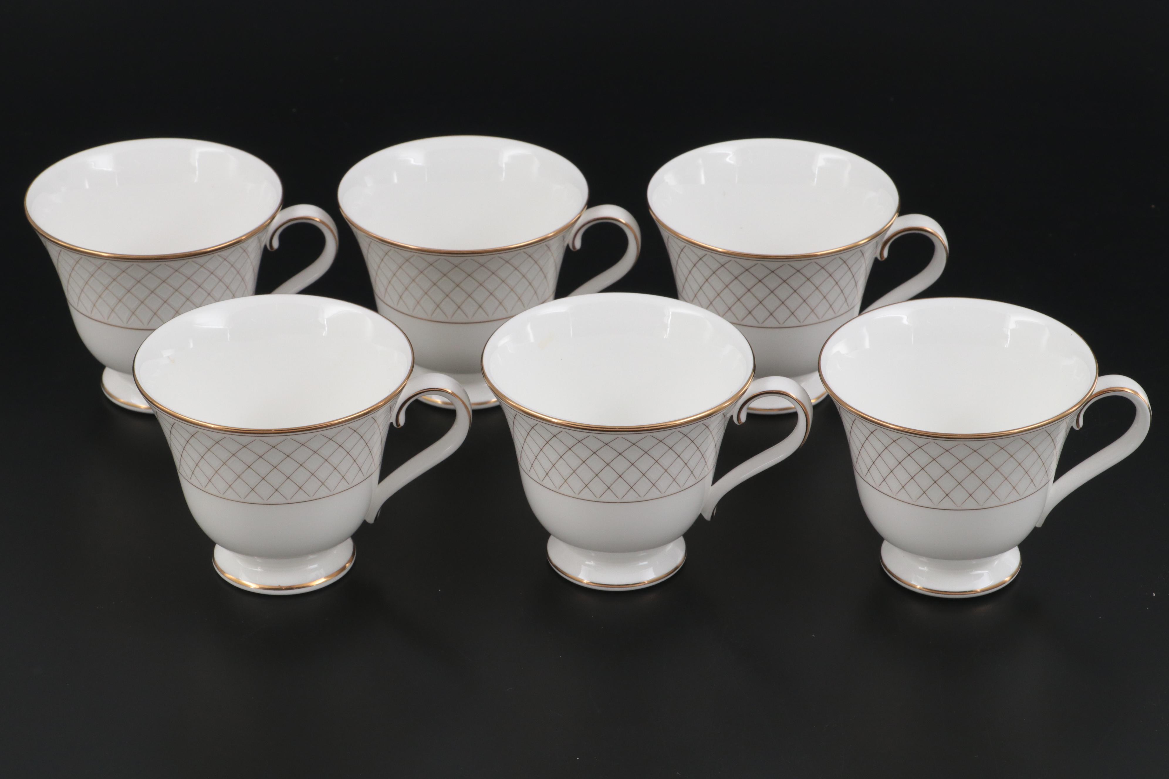 Waterford "Crosshaven" Dinnerware With Butter Dish