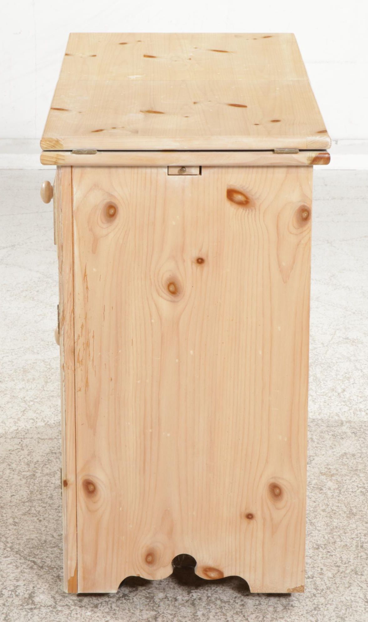 American of Martinsville Pine Flip-Top Server, Late 20th Century