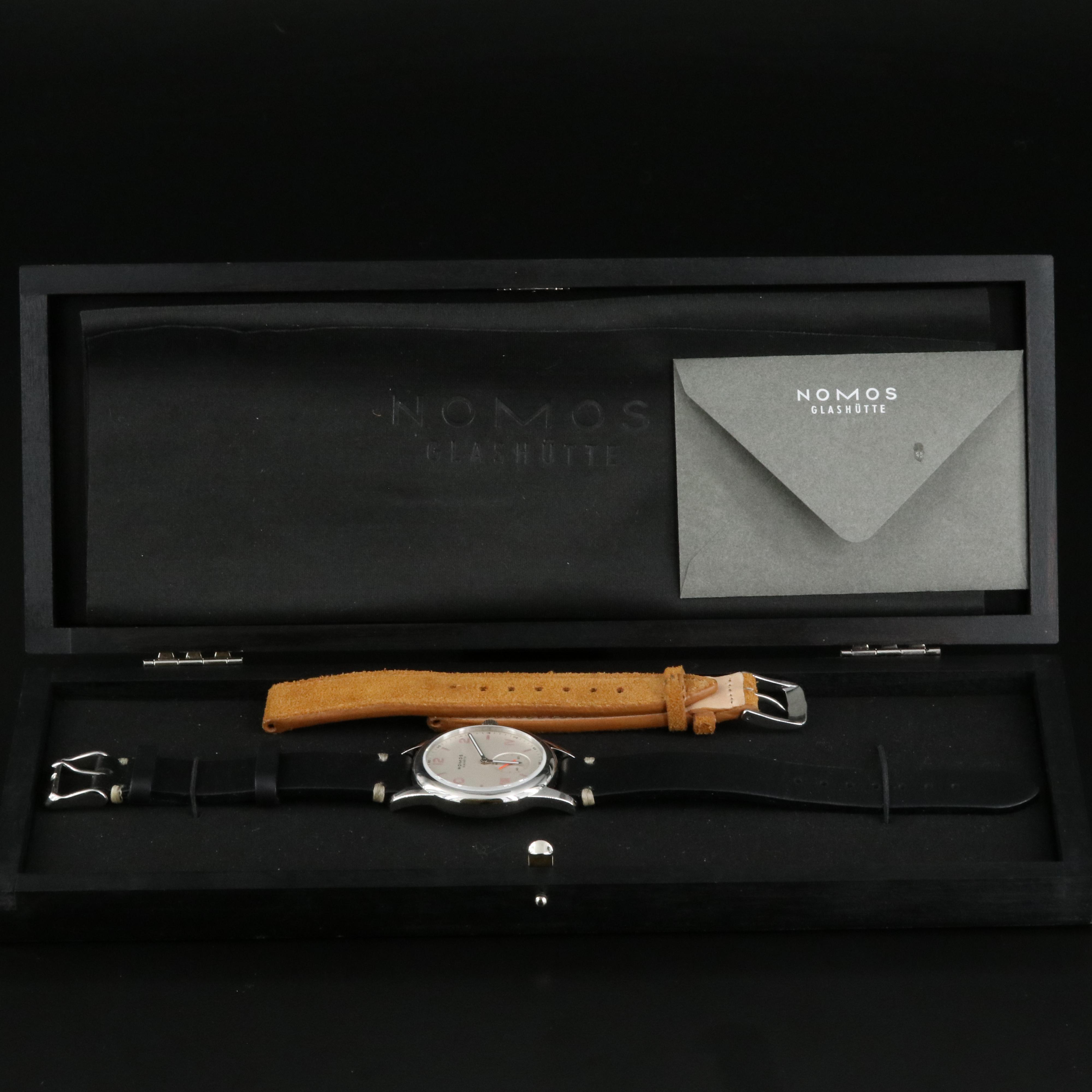 Nomos Club Campus 36 Hand-Wind Watch