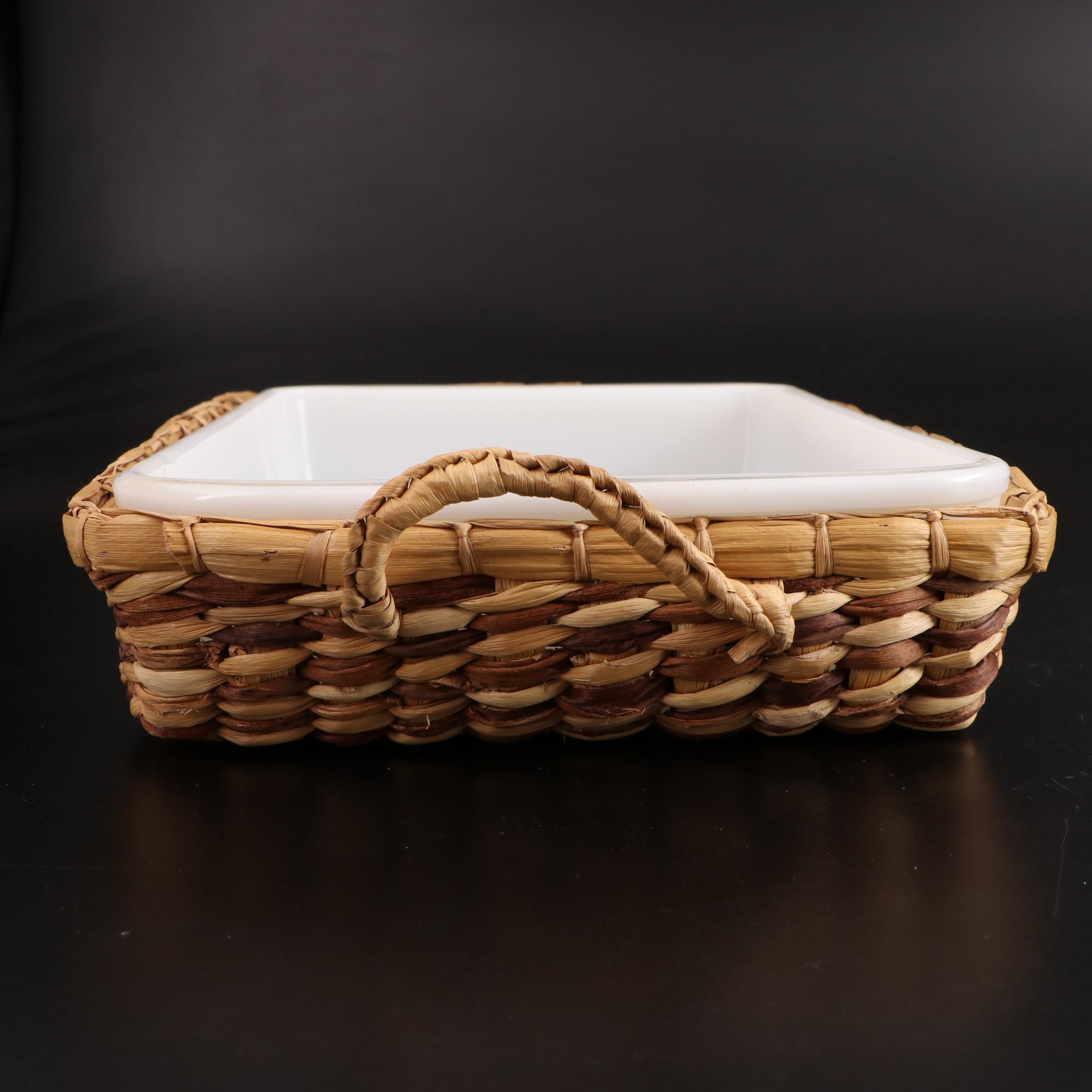 Pyrex Casseroles and Cradles with Refrigerator Set Covered Dishes