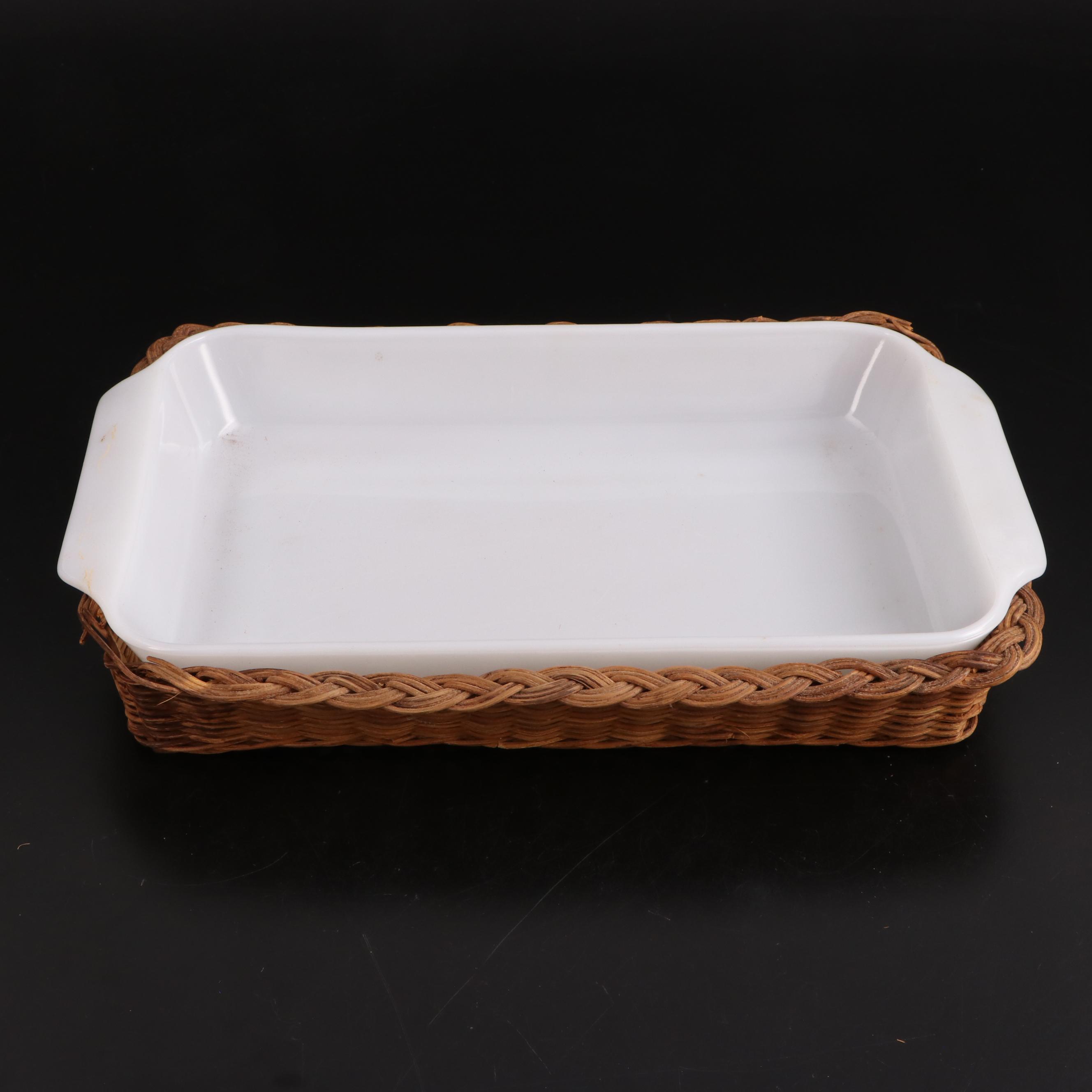 Pyrex Casseroles and Cradles with Refrigerator Set Covered Dishes