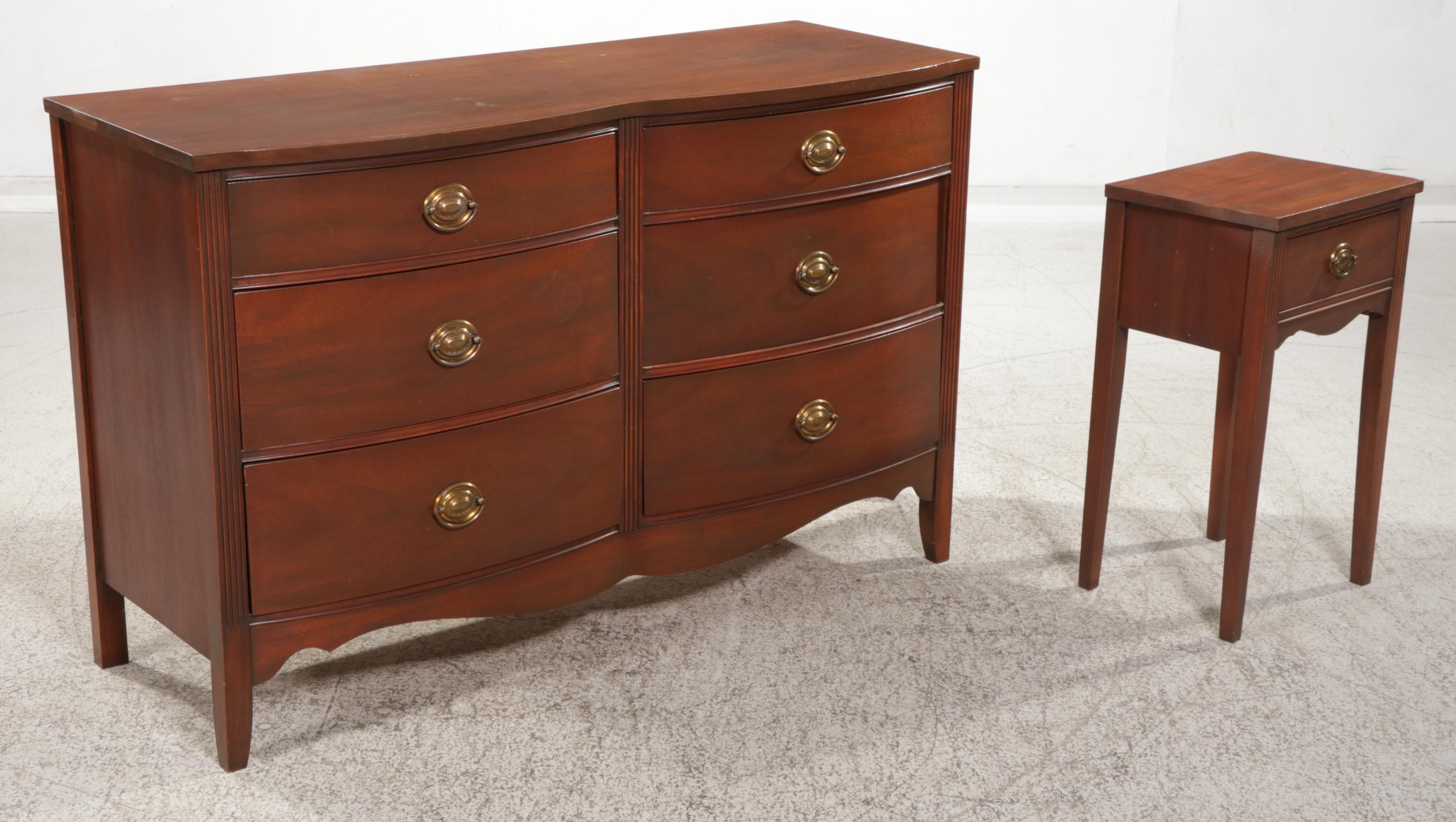 Hepplewhite Style Mahogany Dresser and Nightstand, Mid to Late 20th Century