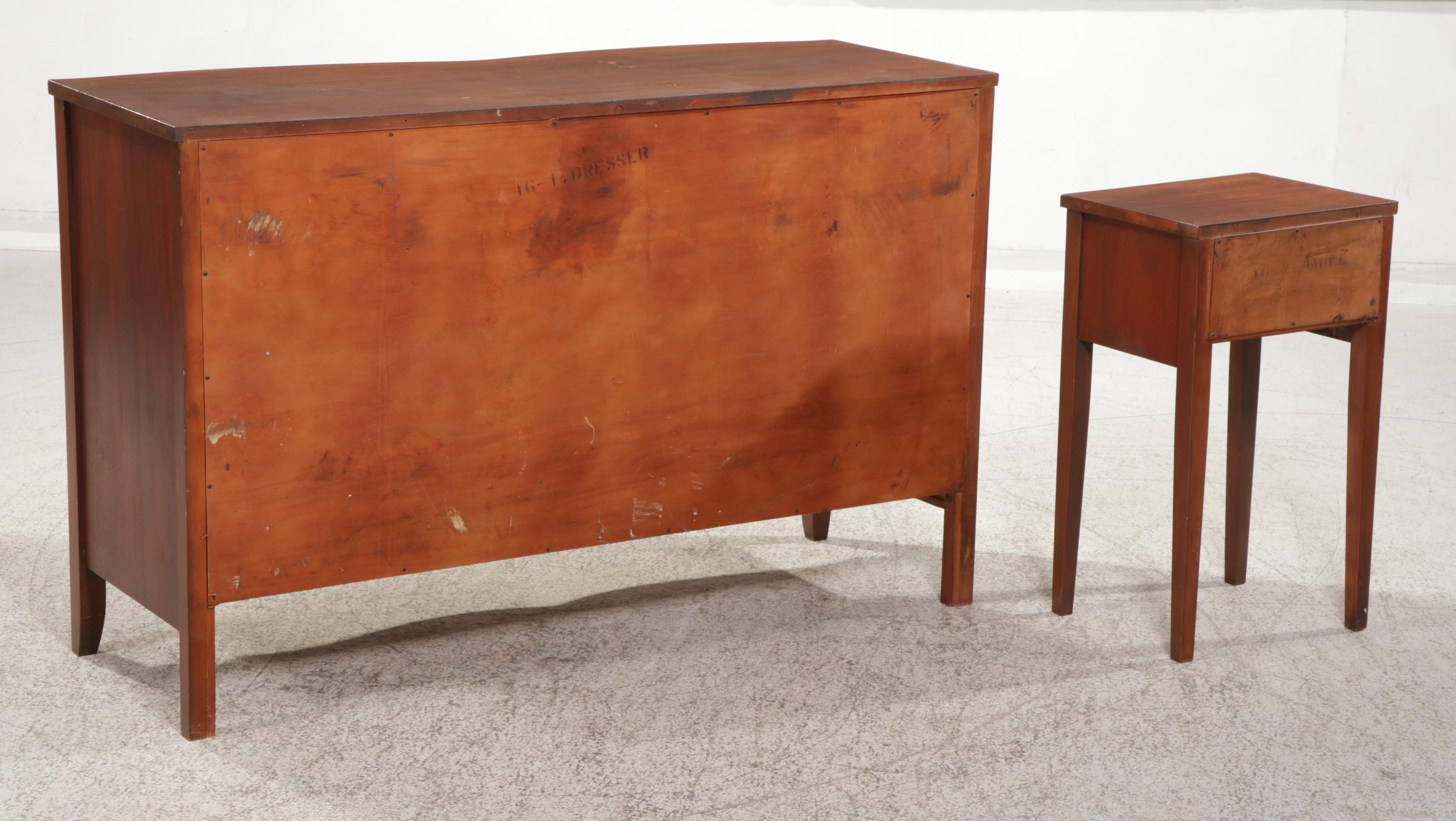 Hepplewhite Style Mahogany Dresser and Nightstand, Mid to Late 20th Century